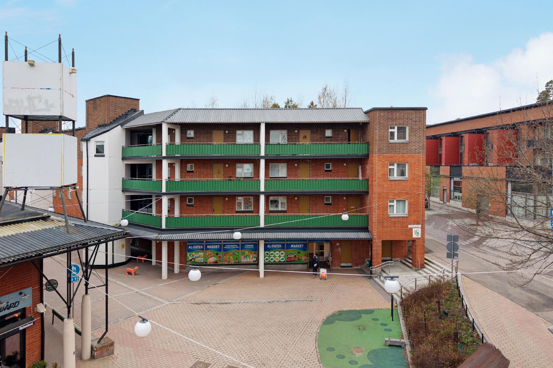 Puustellintie 4, Malminkartano, Helsinki