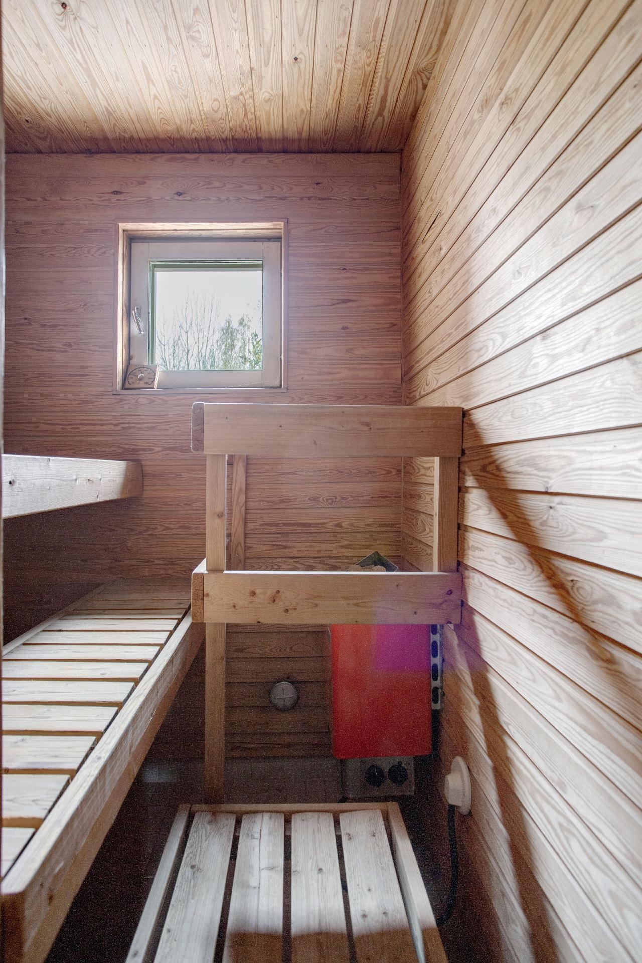 Puustellintie 4, Malminkartano, Helsinki