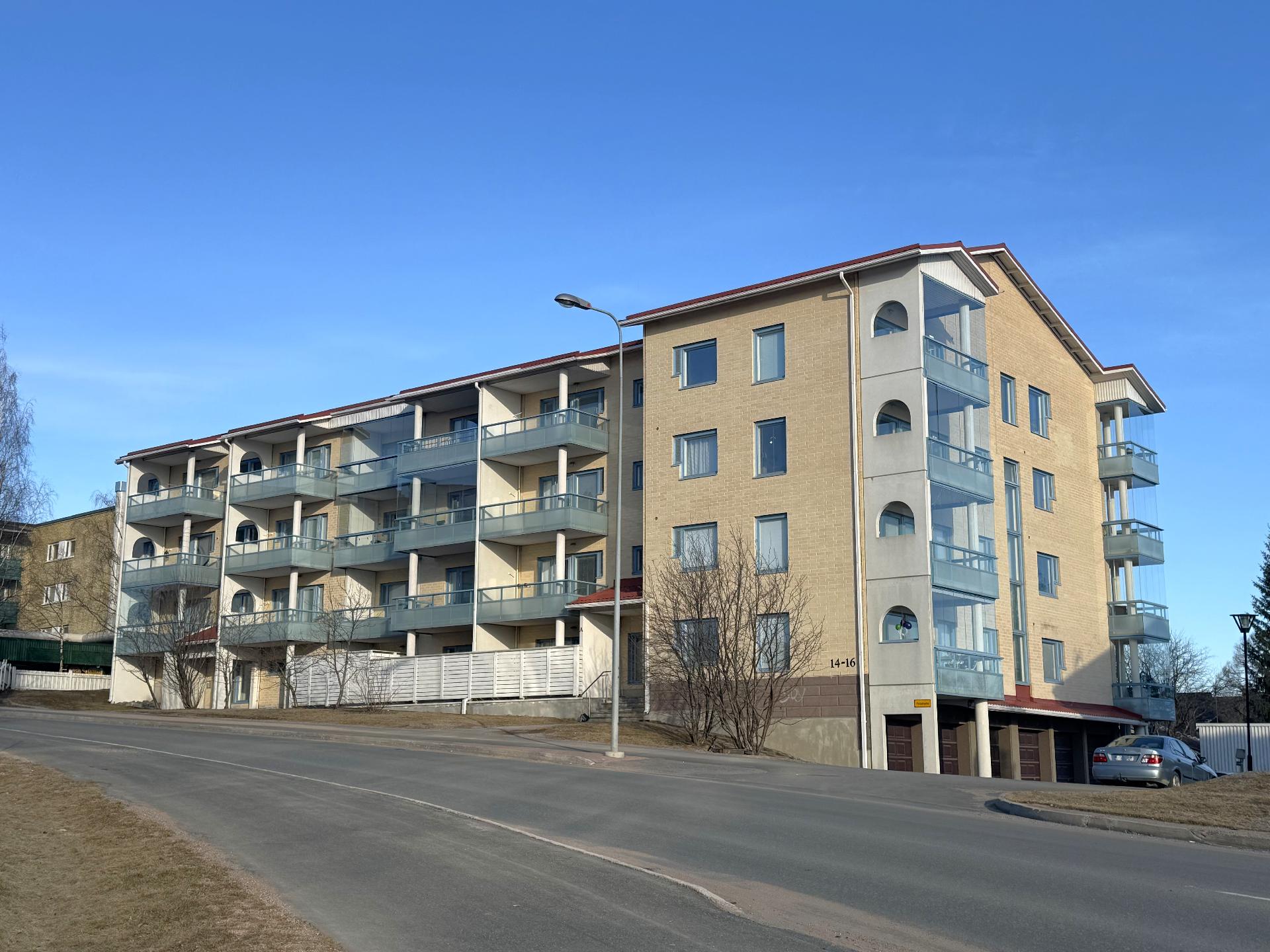 Vapaudentie 14-16, Veitikanharju, Rovaniemi