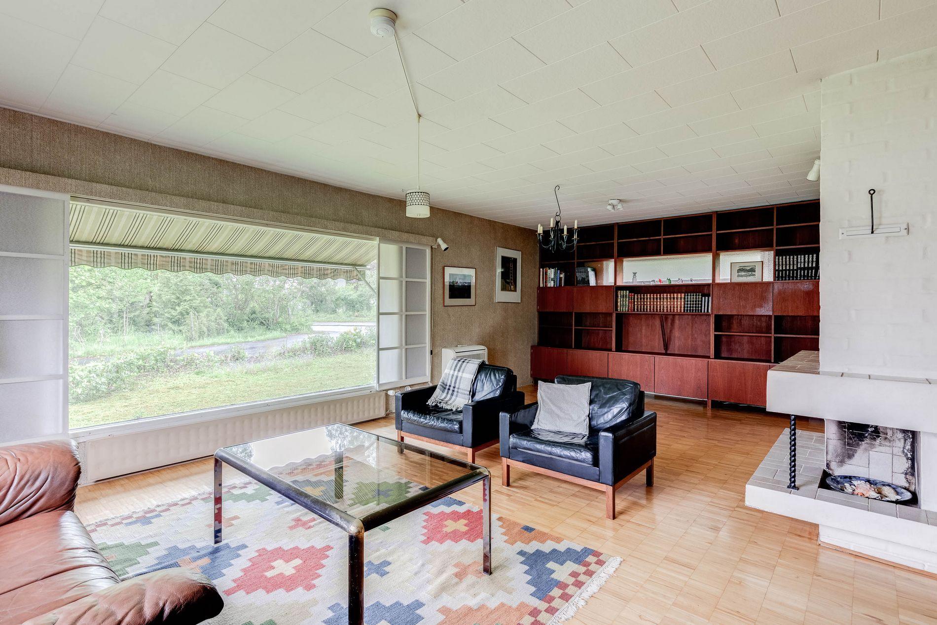 Asessorintie 1a, Torpparinmäki, Helsinki