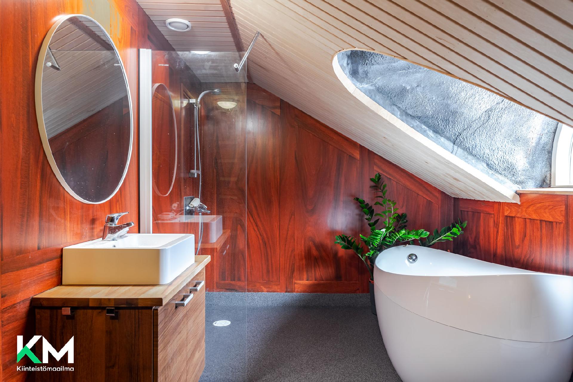 Karjalankatu 12, Paavola, Lahti