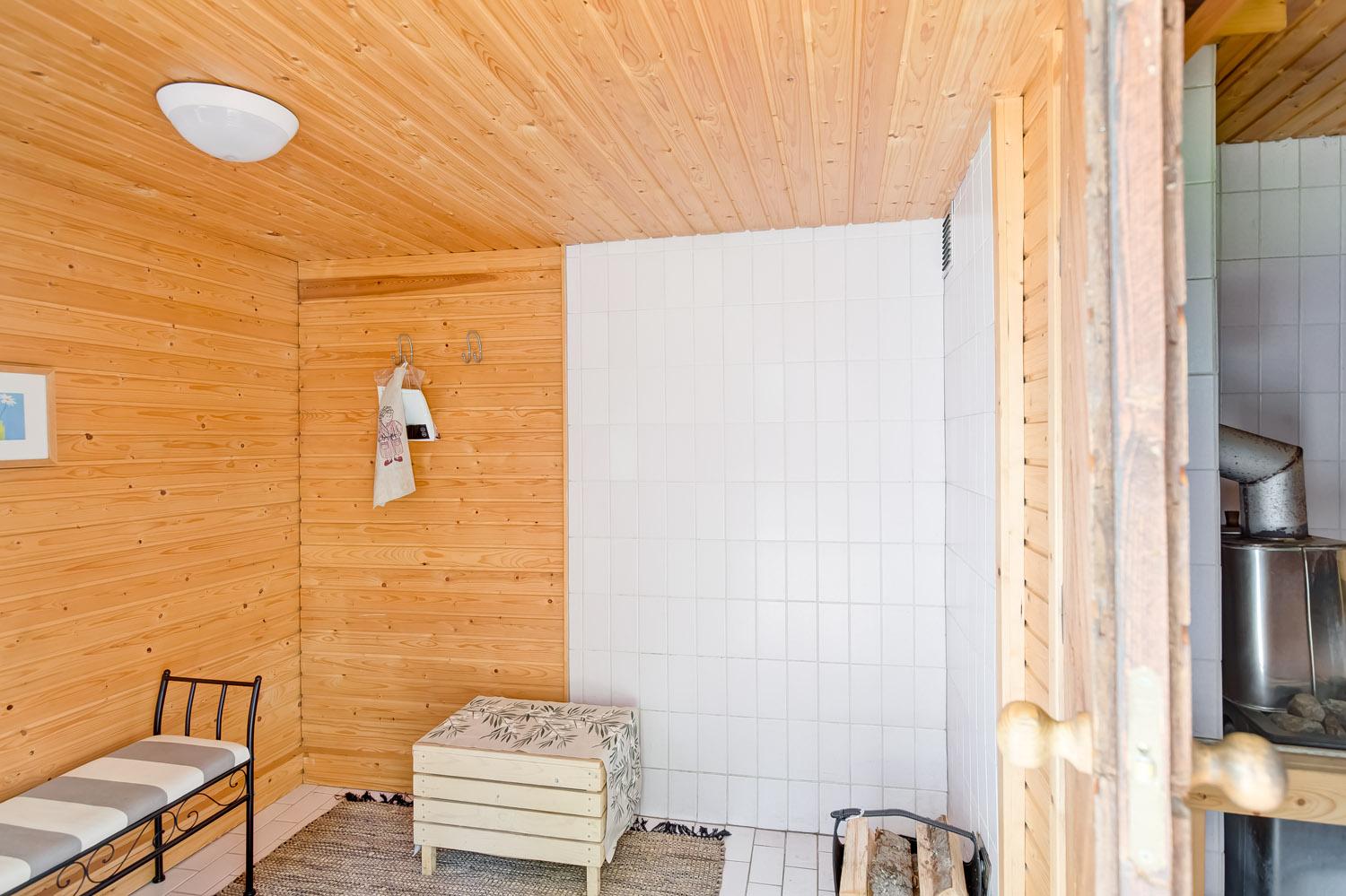 Hatolantie 41, Vuorentausta, Ylöjärvi