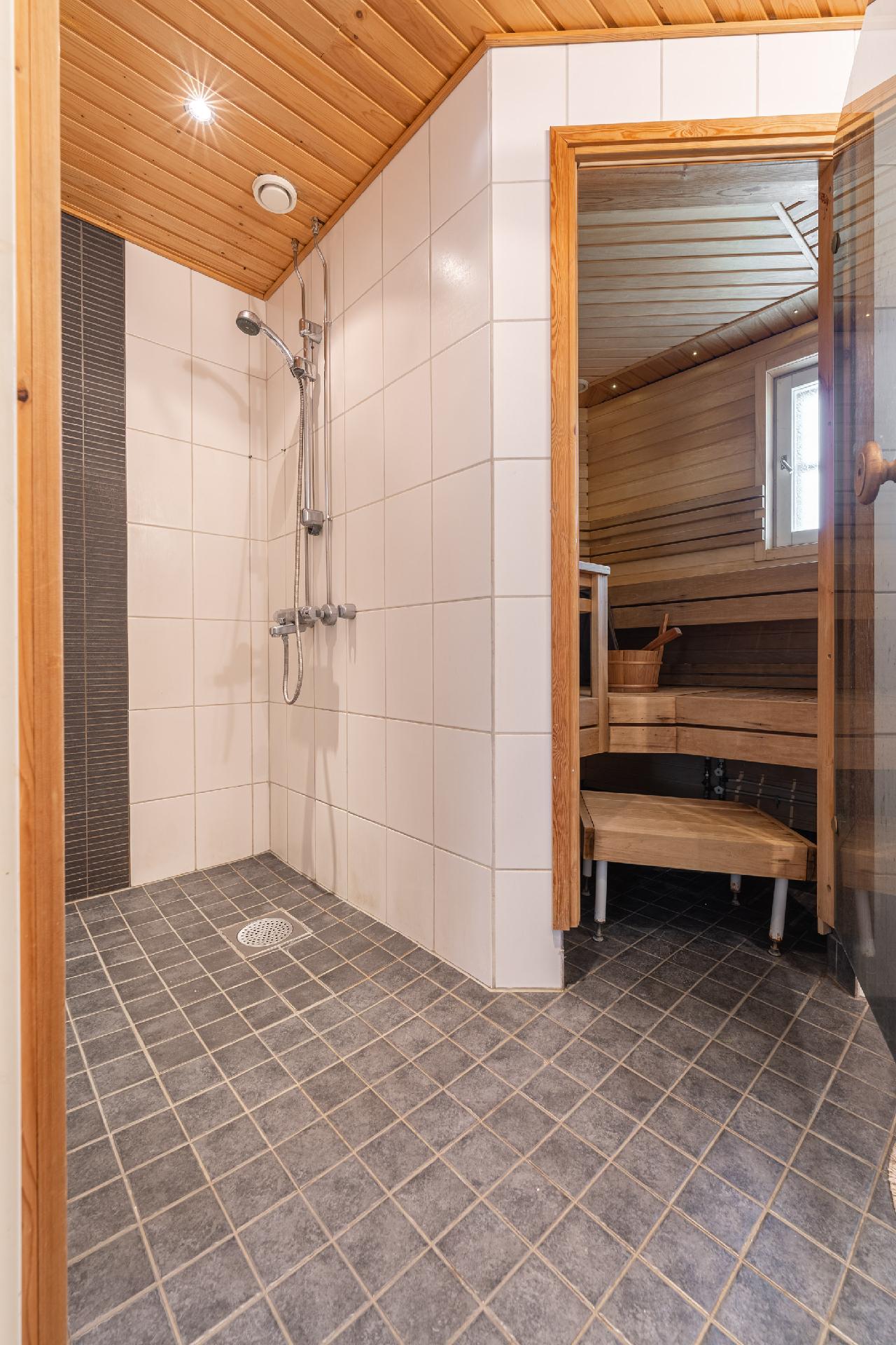 Mäkipirtinkatu 6, Lippumäki, Kuopio