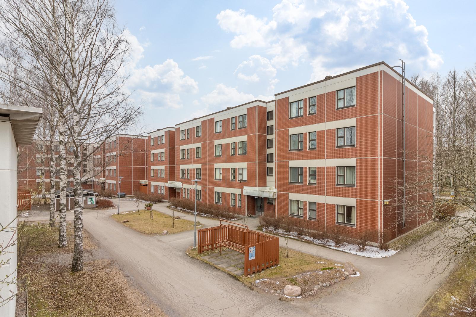 Kruunaajanpolku 3, Tapulikaupunki, Helsinki