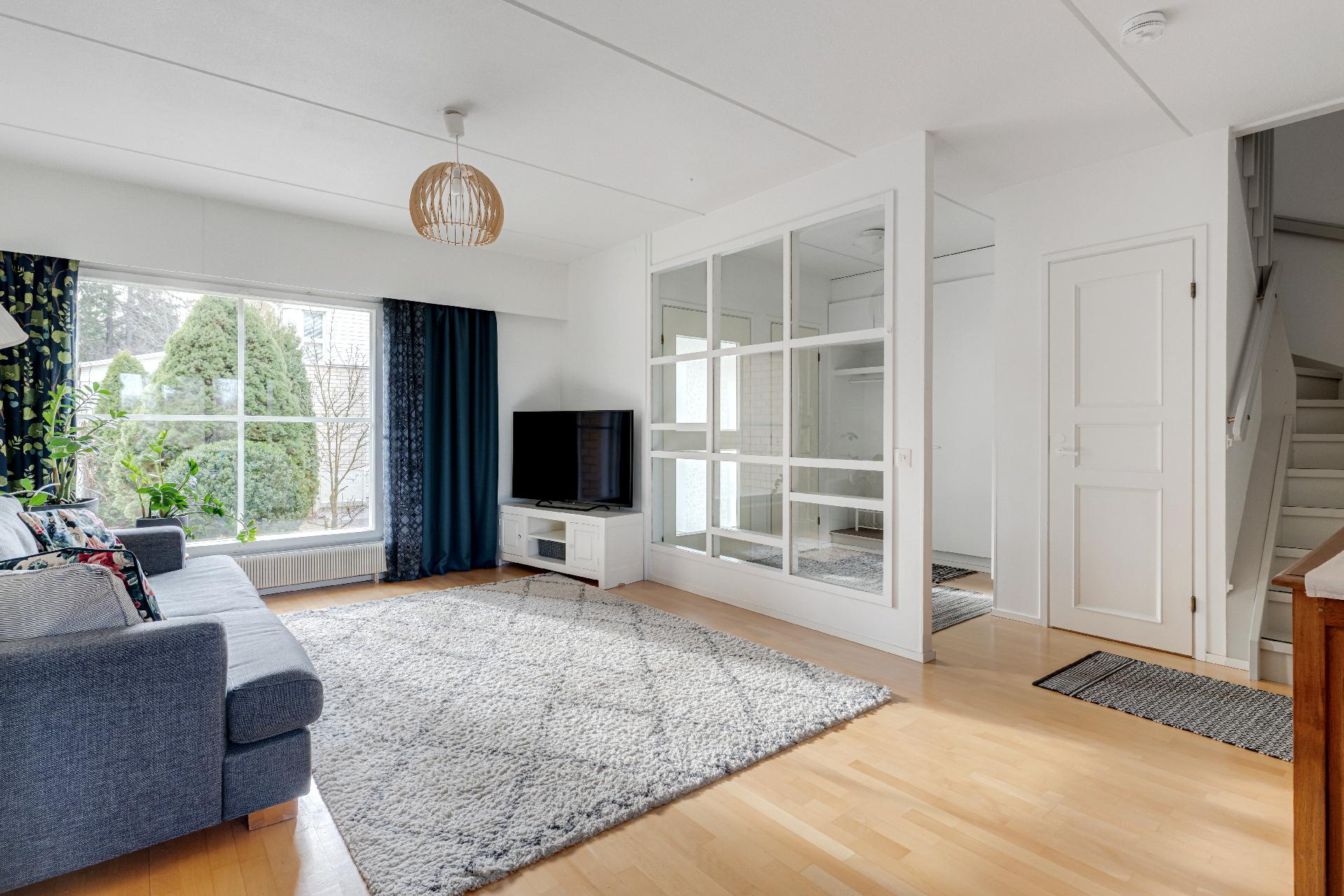 Kuismakuja 1, Pukinmäki, Helsinki