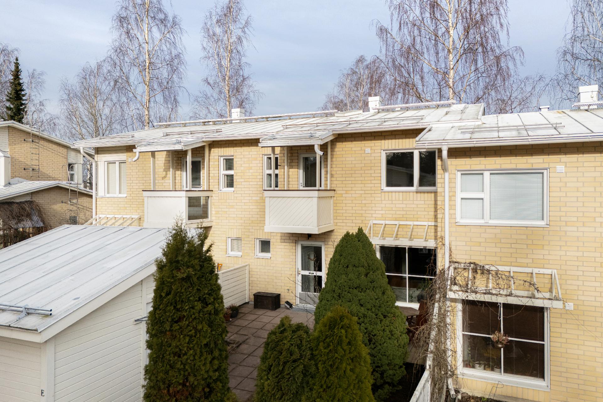 Kuismakuja 1, Pukinmäki, Helsinki