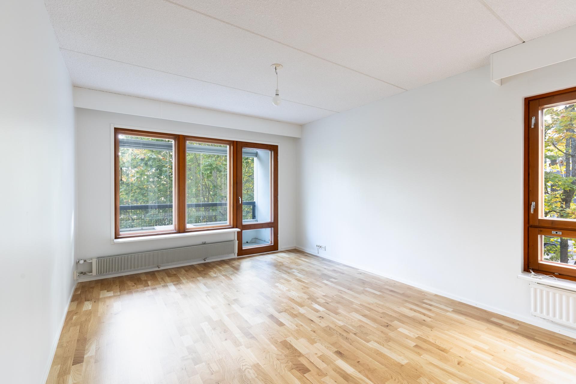 Saniaistie 24, Tapanila, Helsinki