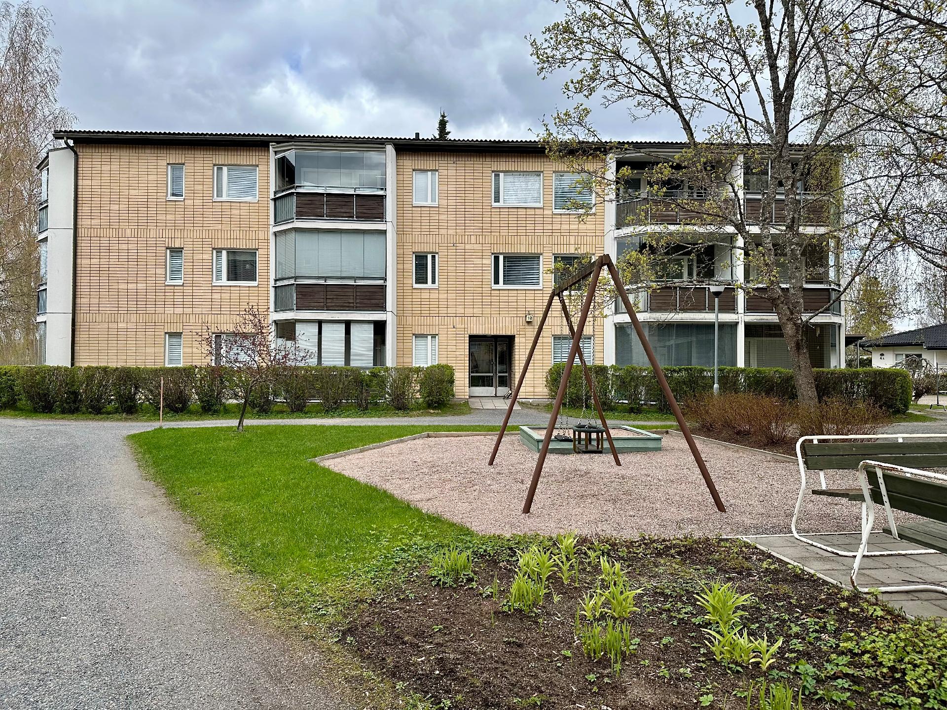 Koivumäentie 1-3, Hirsimäki, Riihimäki