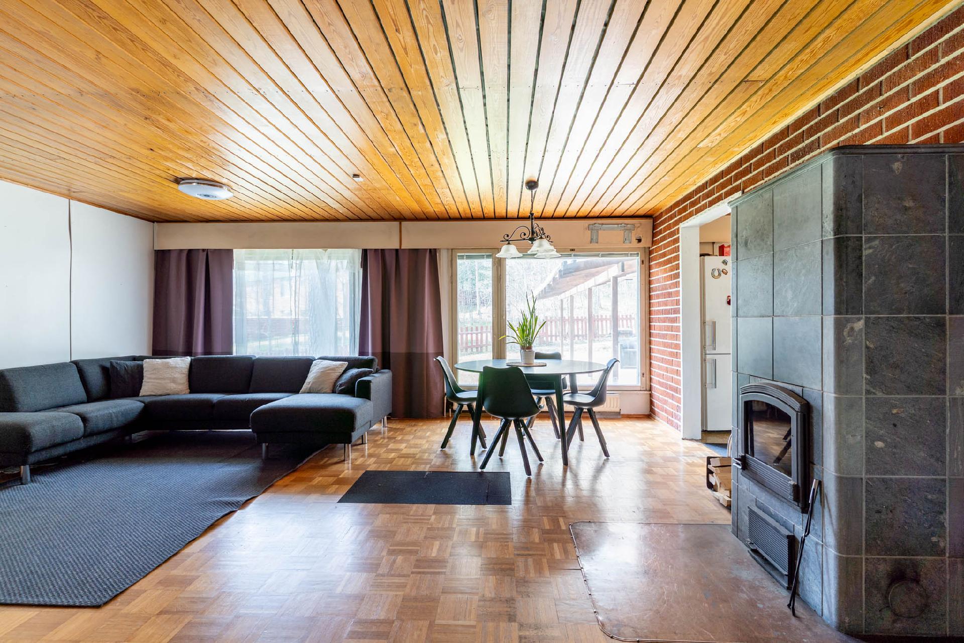 Lustotie 7, Nummela, Vihti