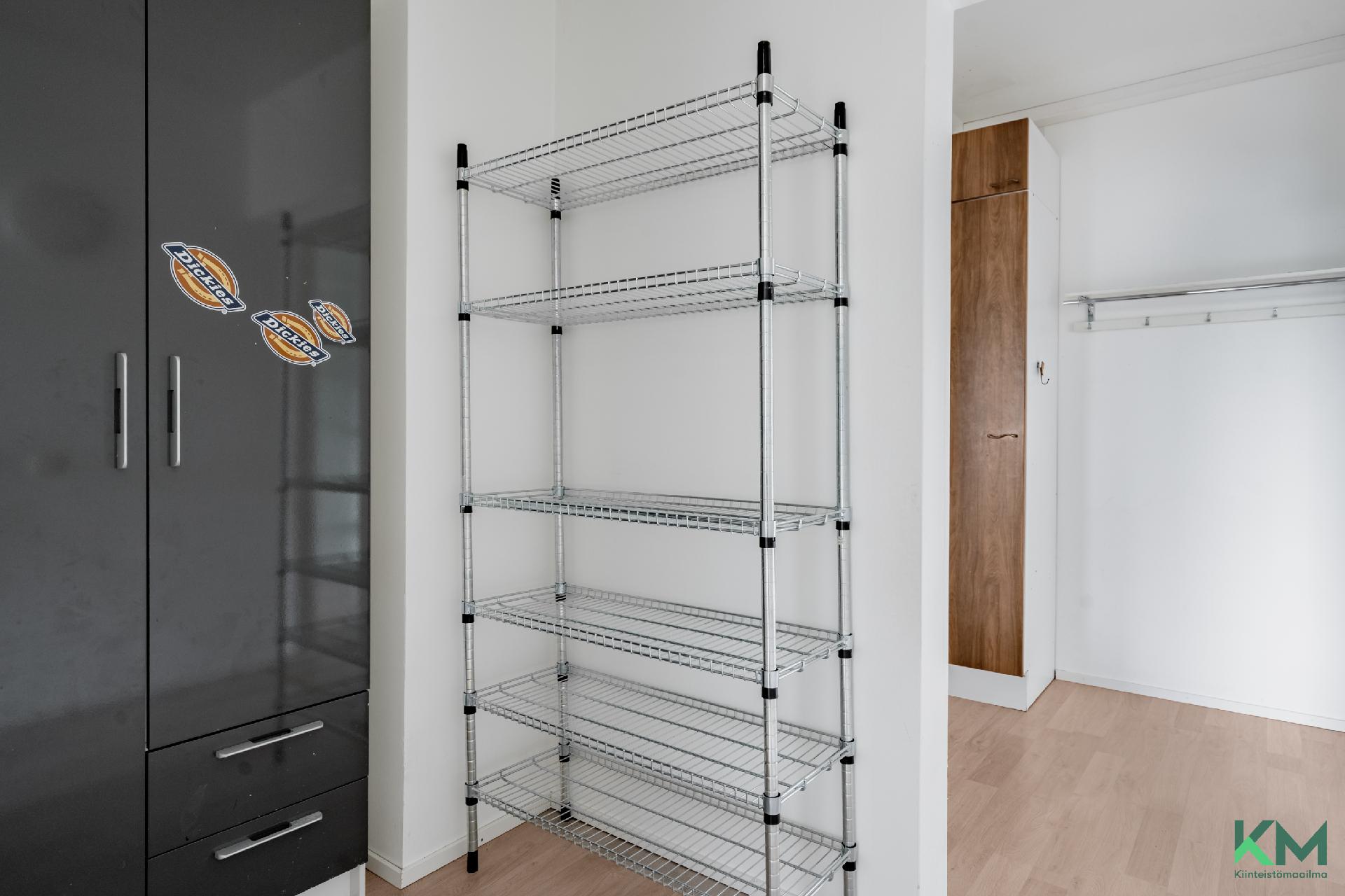 Kaarikuja 4, Kontula, Helsinki