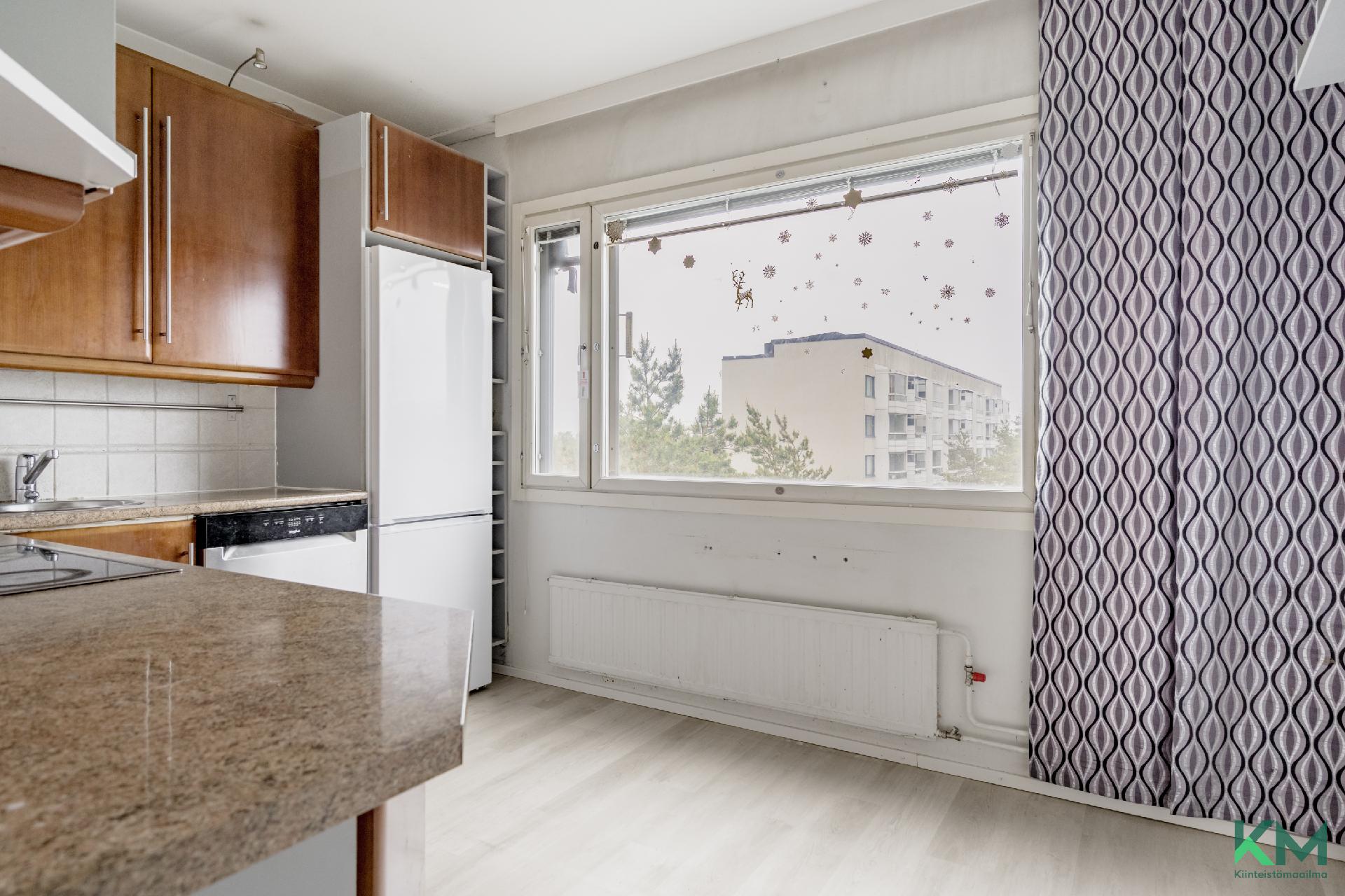 Kaarikuja 4, Kontula, Helsinki