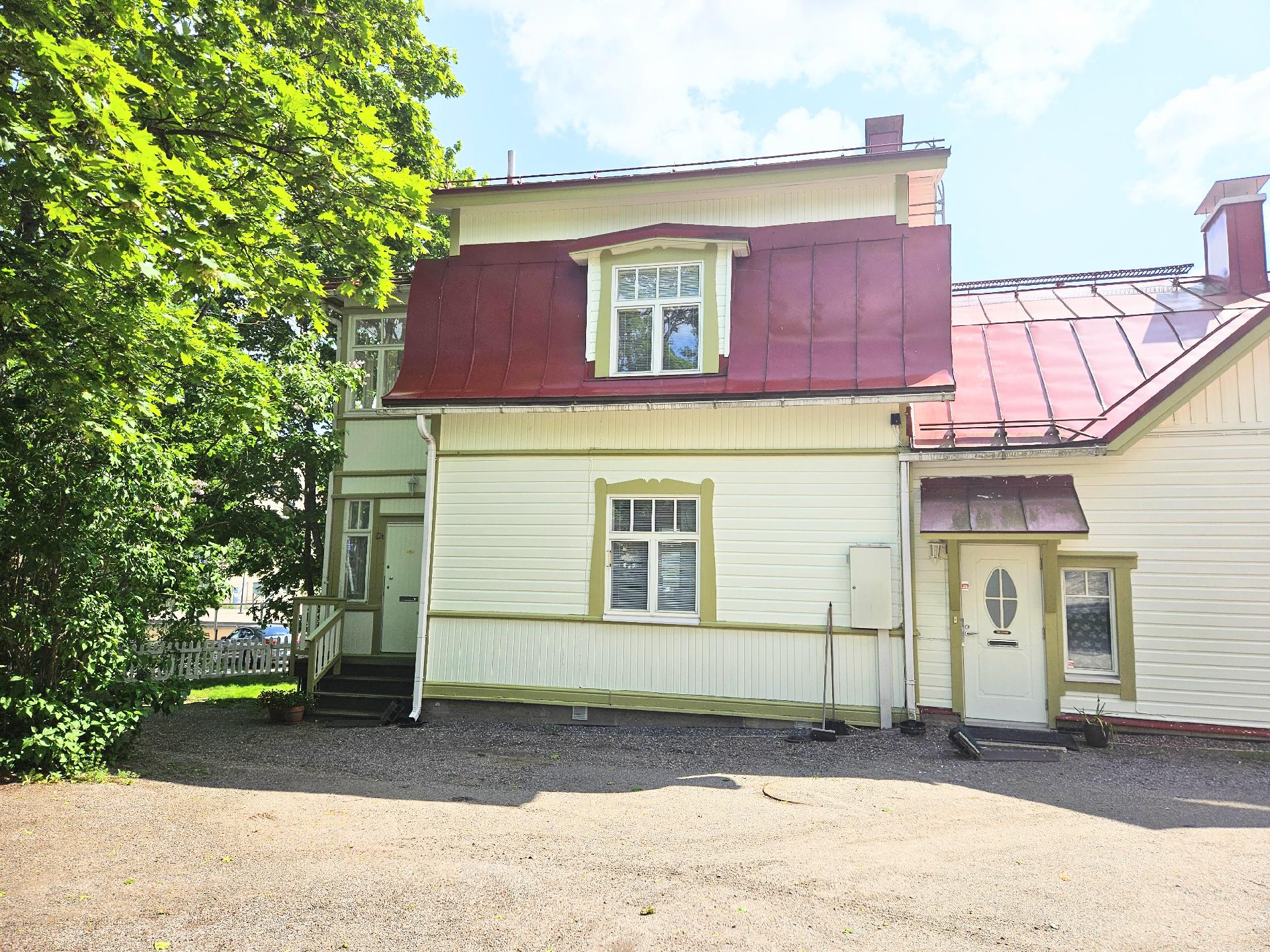 Seunalantie 3, Tapanila, Helsinki