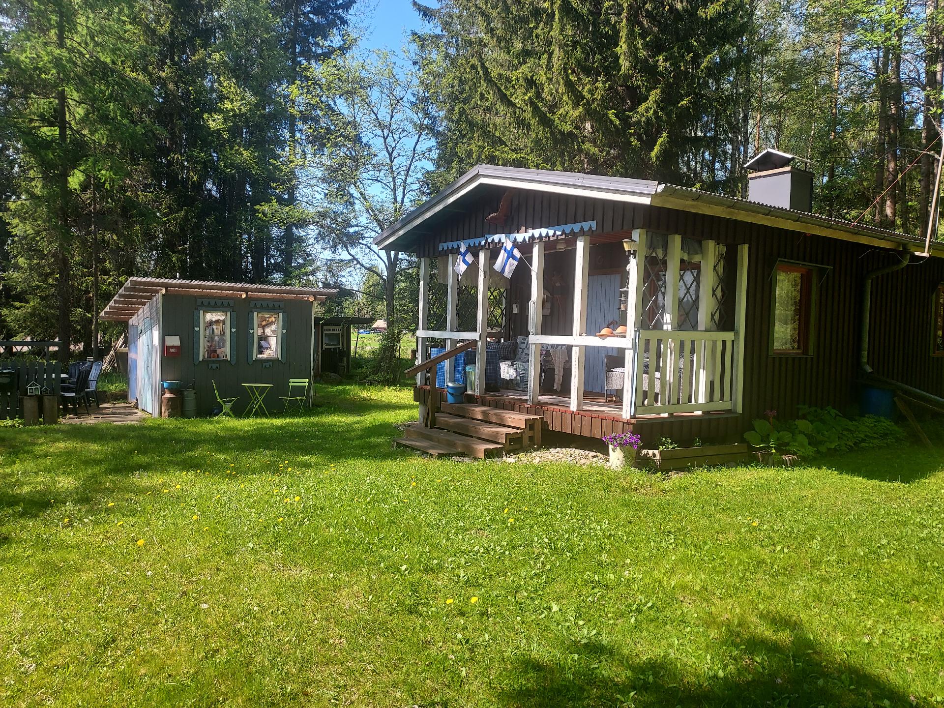 Julkisivu