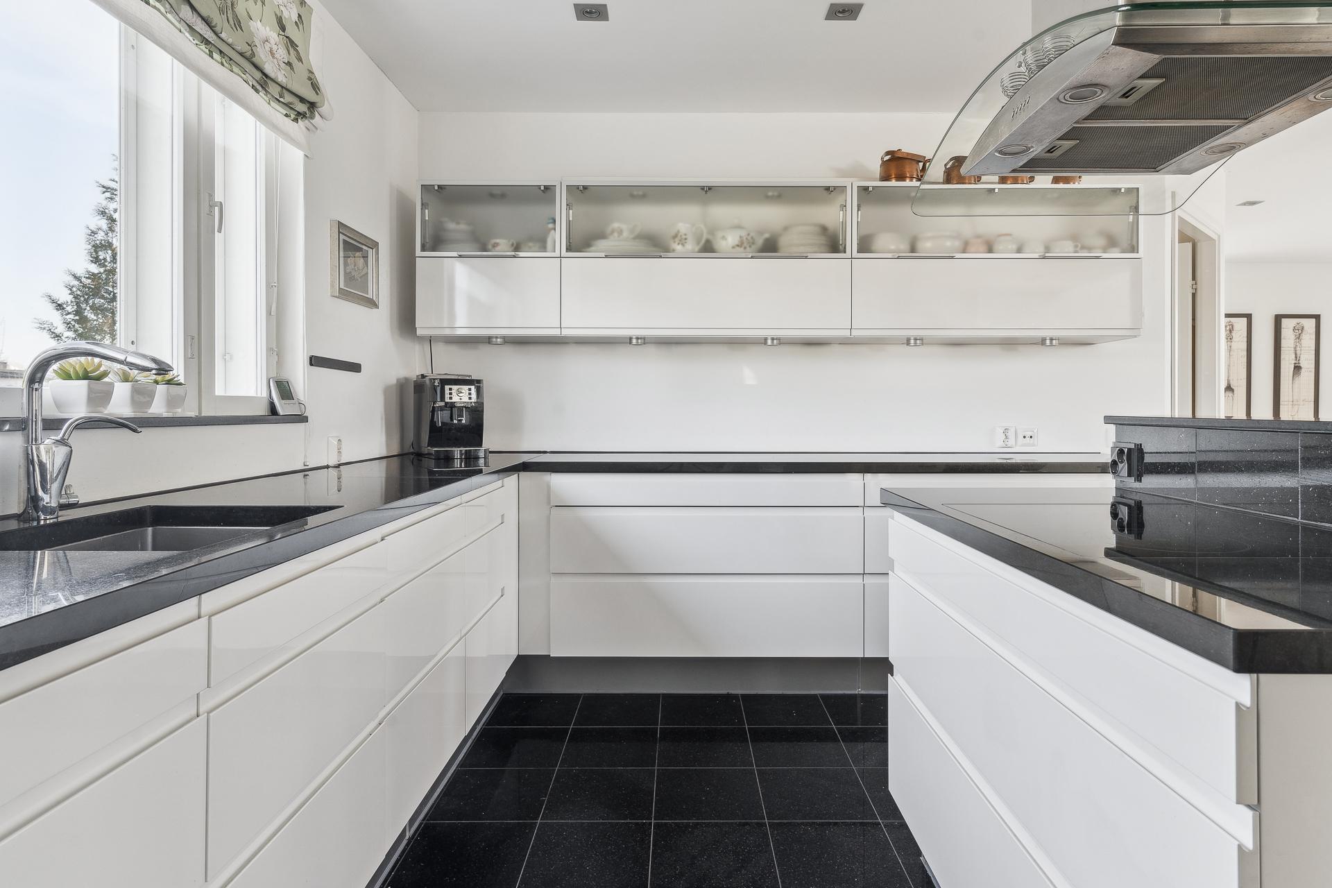 Kortesuontie 5, Tapanila, Helsinki