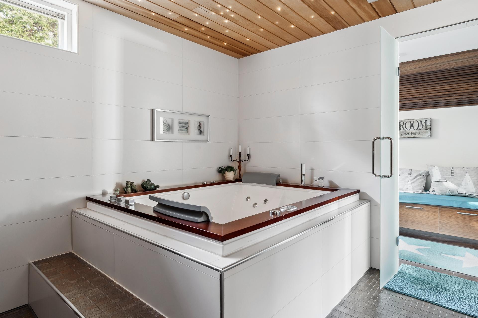 Kortesuontie 5, Tapanila, Helsinki