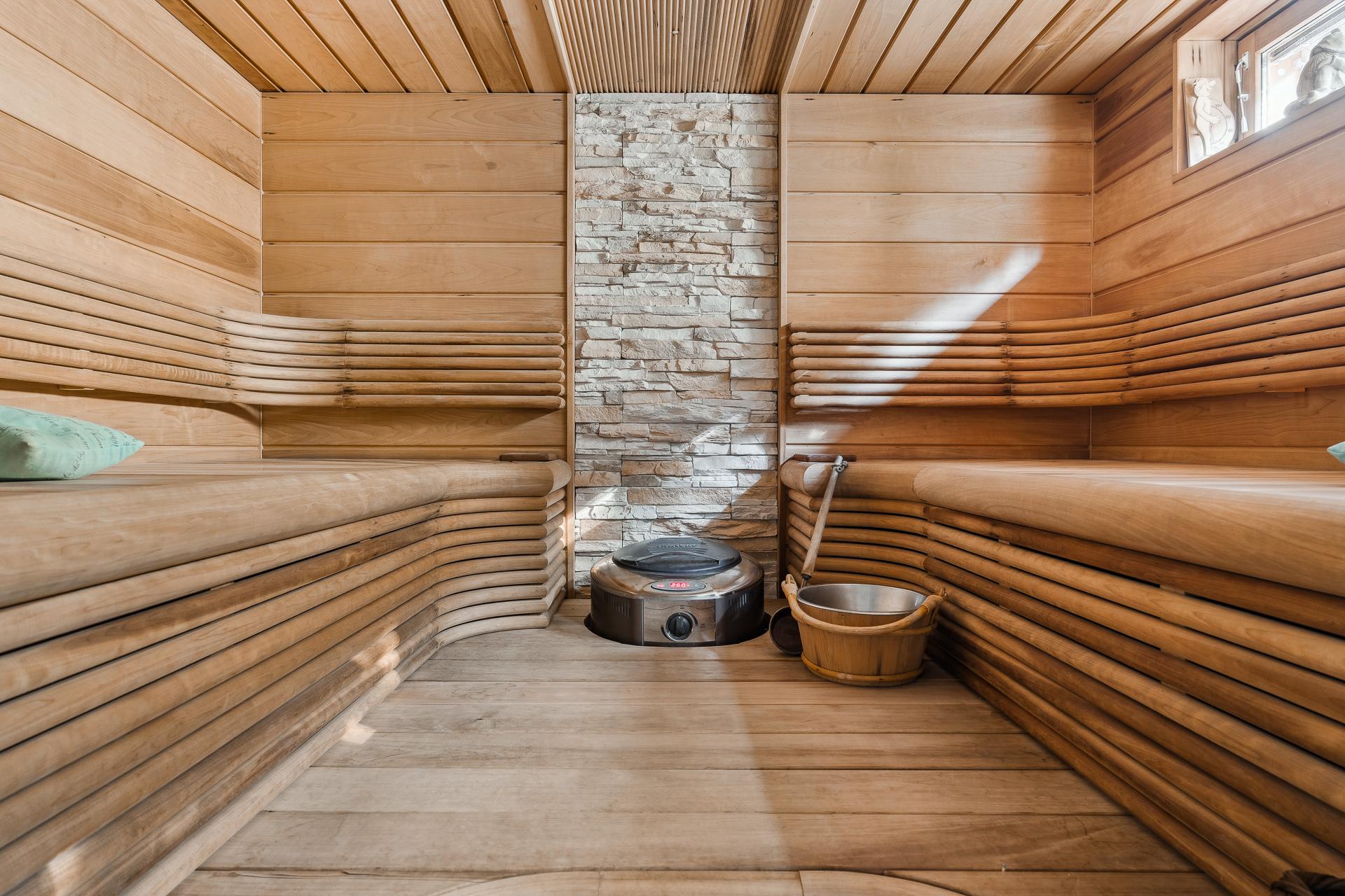 Kortesuontie 5, Tapanila, Helsinki