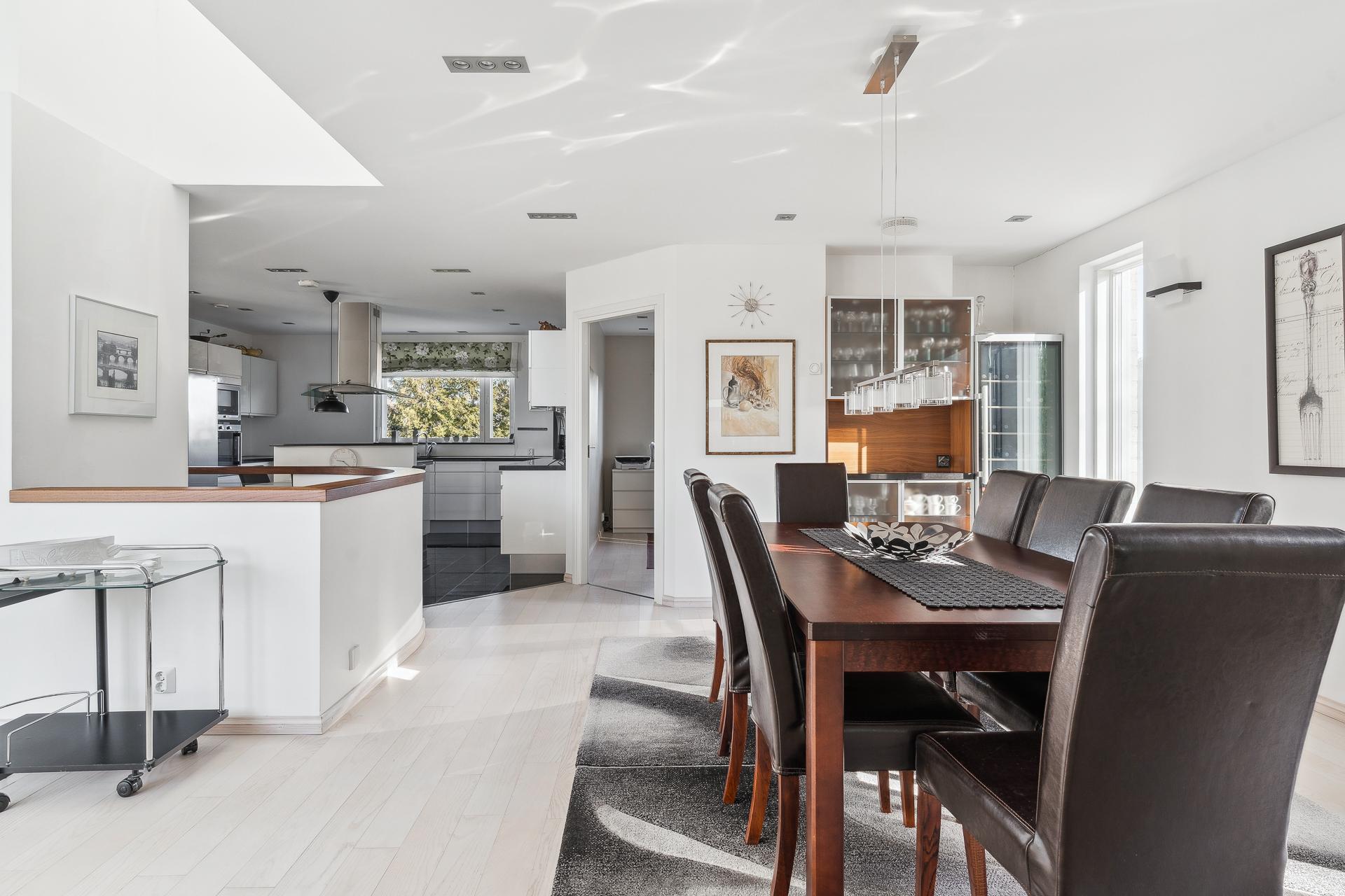 Kortesuontie 5, Tapanila, Helsinki