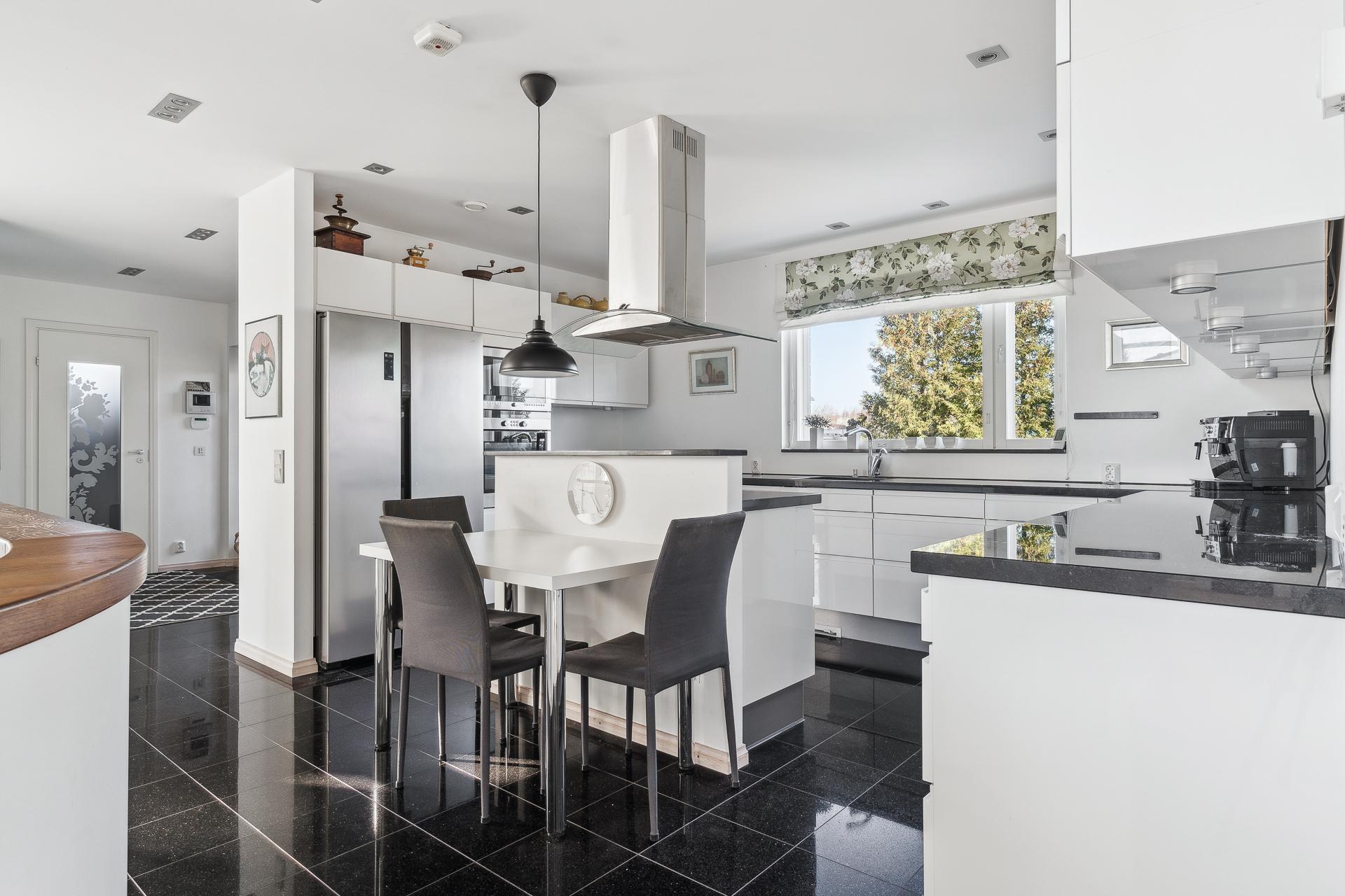 Kortesuontie 5, Tapanila, Helsinki