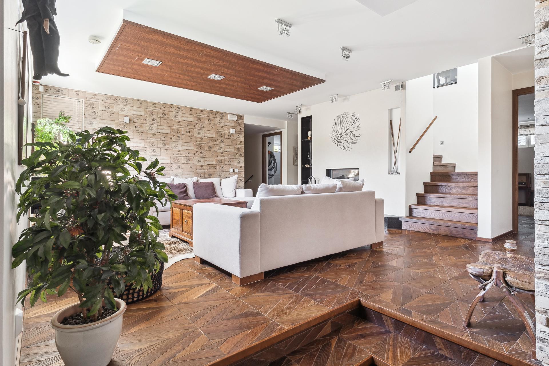 Kortesuontie 5, Tapanila, Helsinki