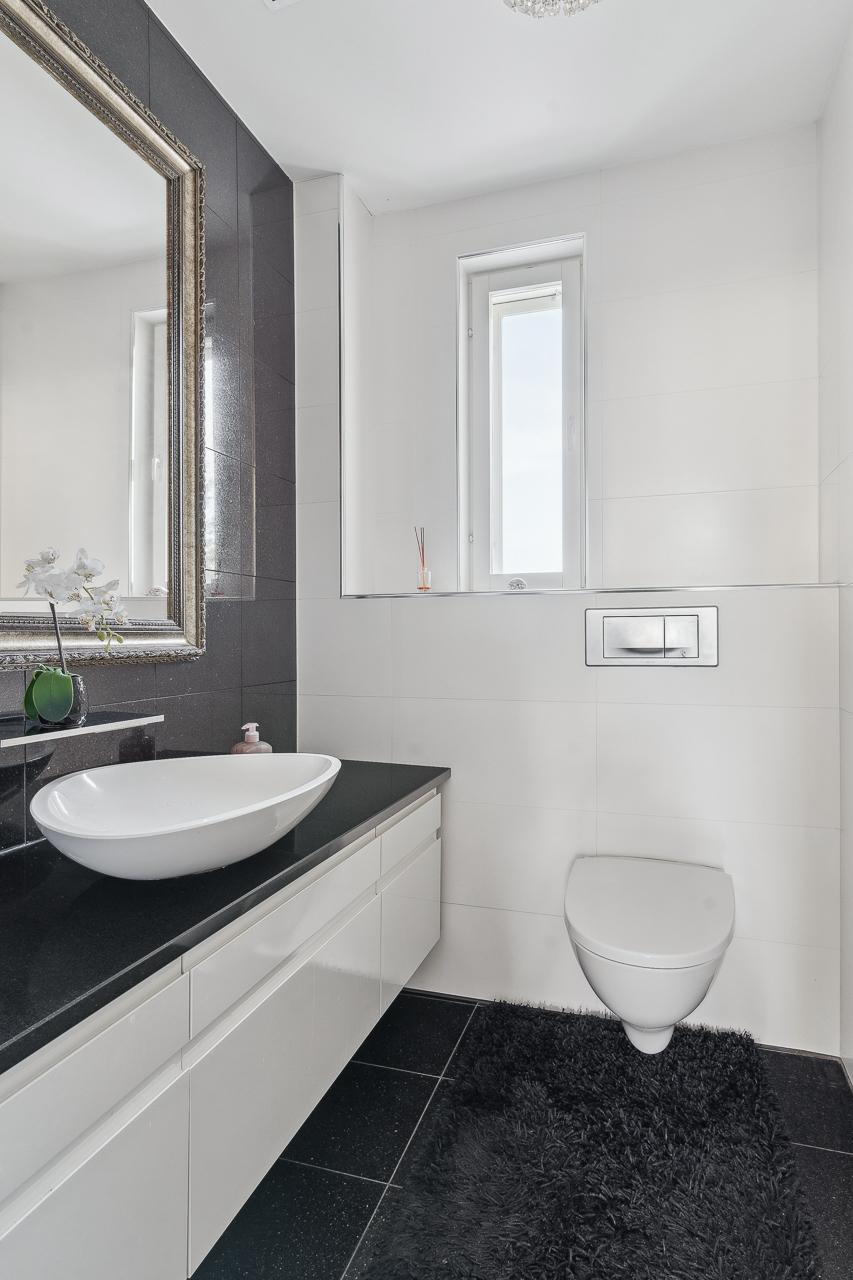 Kortesuontie 5, Tapanila, Helsinki