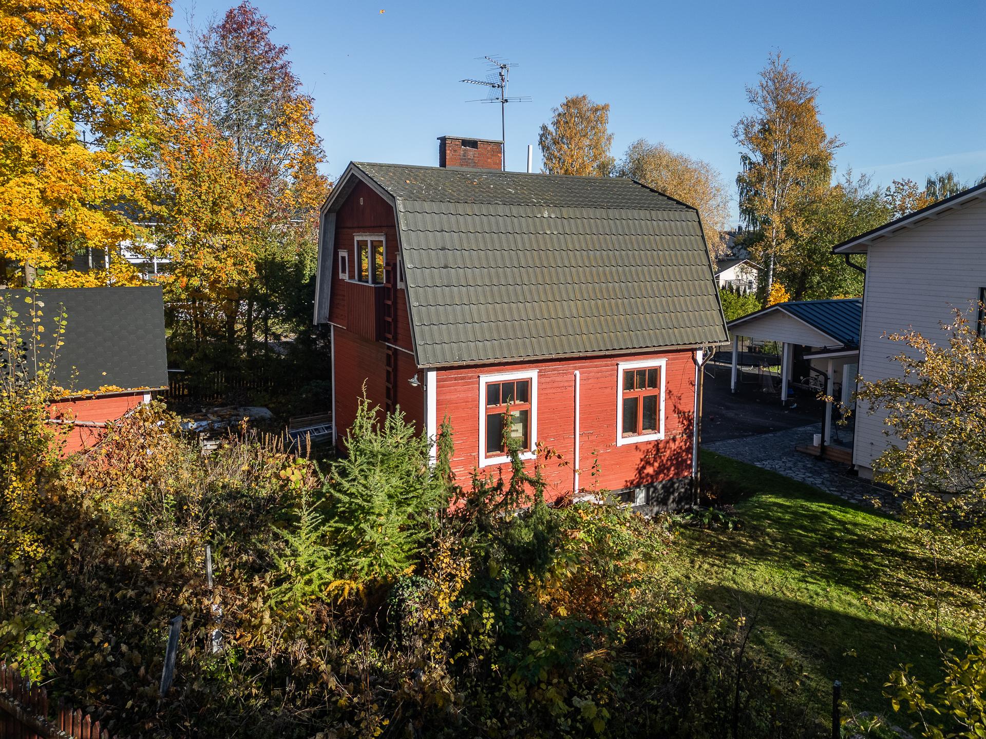 Rasmuksentie 6, Tapaninkylä, Helsinki