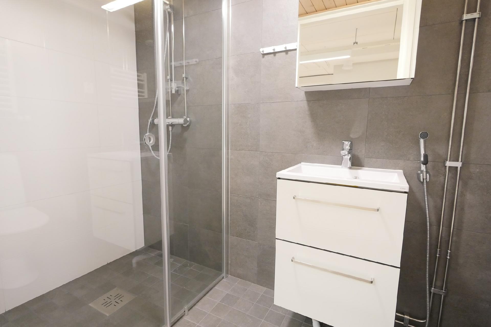 Laajasuontie 32, Etelä-Haaga, Helsinki