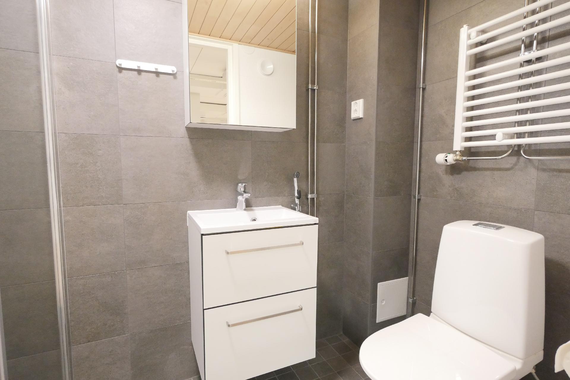 Laajasuontie 32, Etelä-Haaga, Helsinki