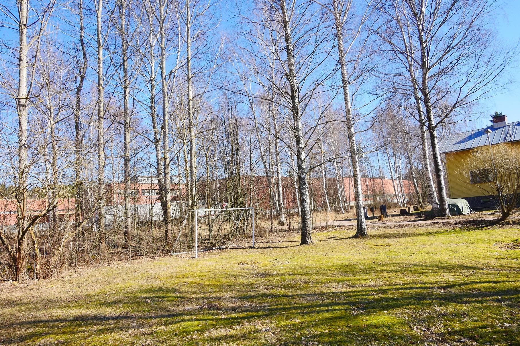 Hiekkakivenpolku 5, Pihlajamäki, Helsinki