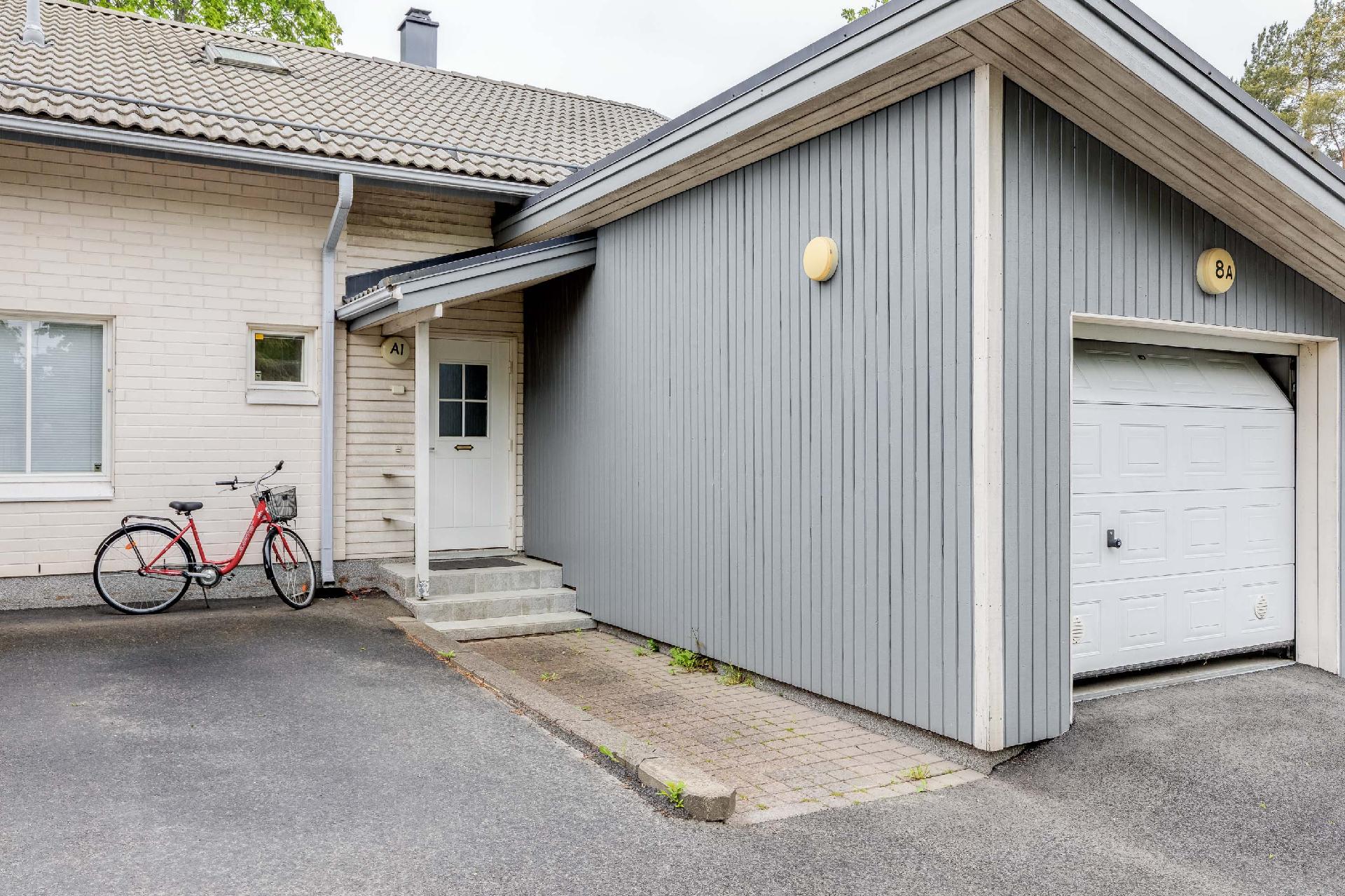 Taulutie 8a, Itä-Pakila, Helsinki