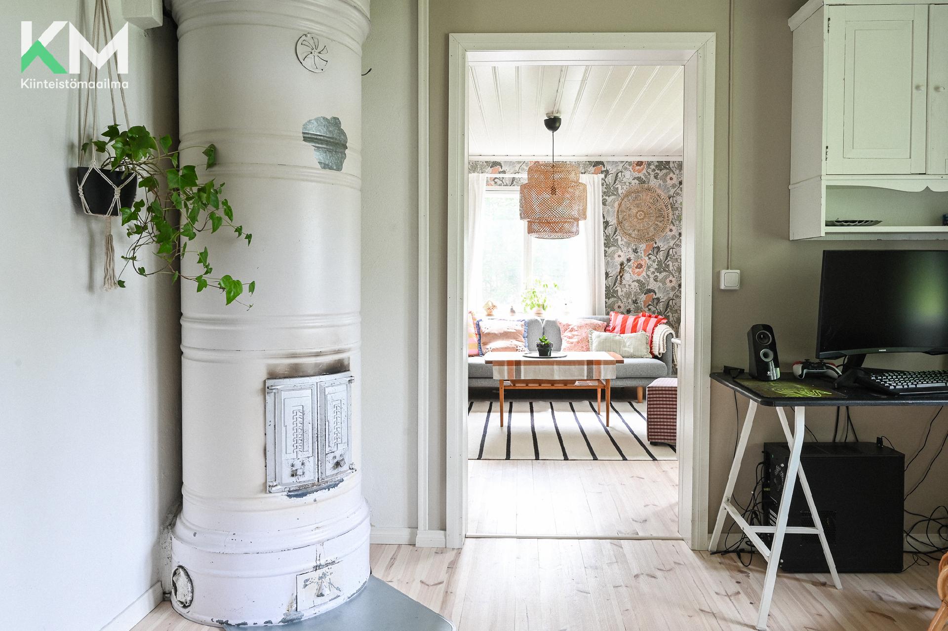 Peltotie 17, Kurikka