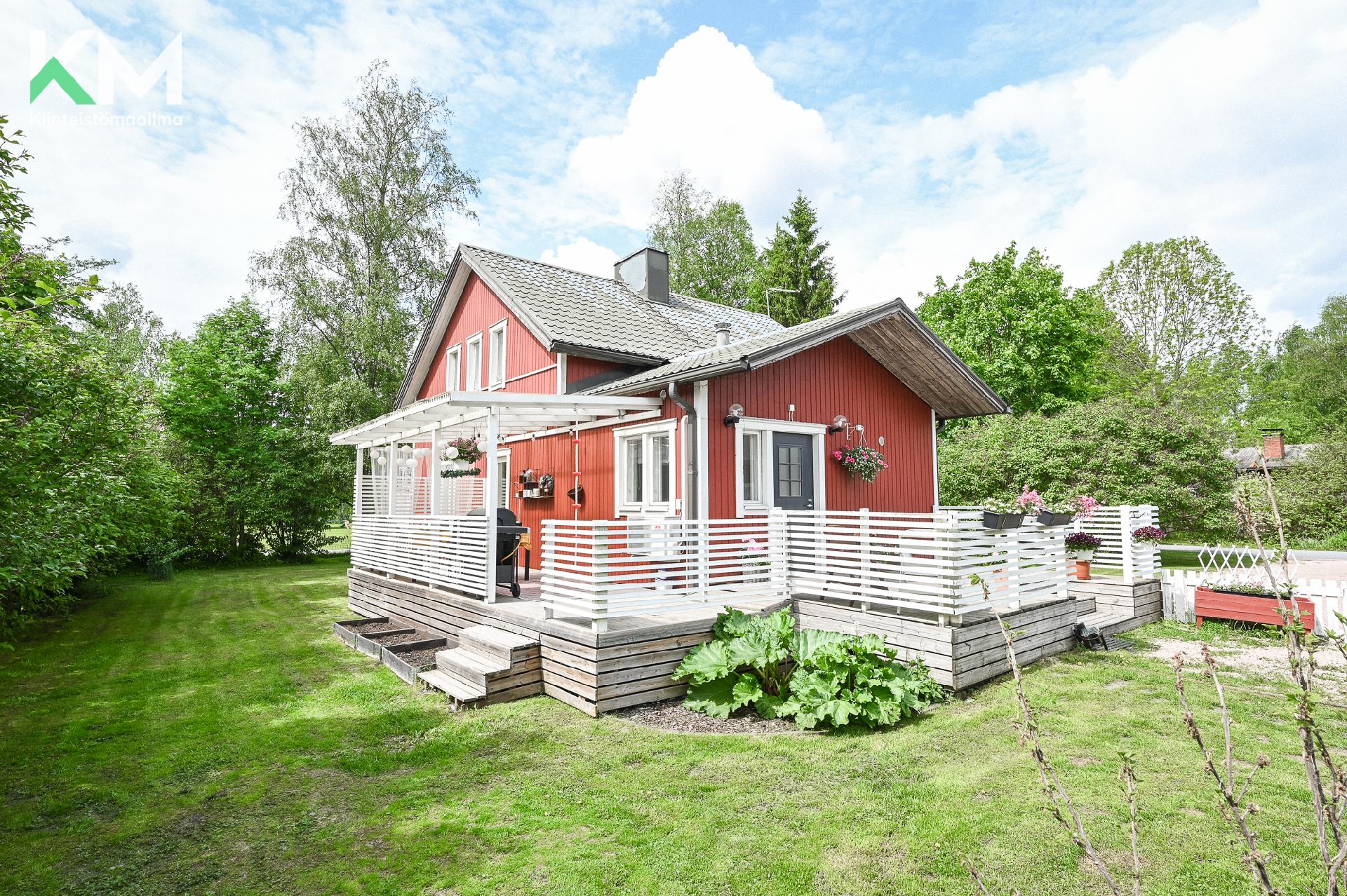 Peltotie 17, Kurikka