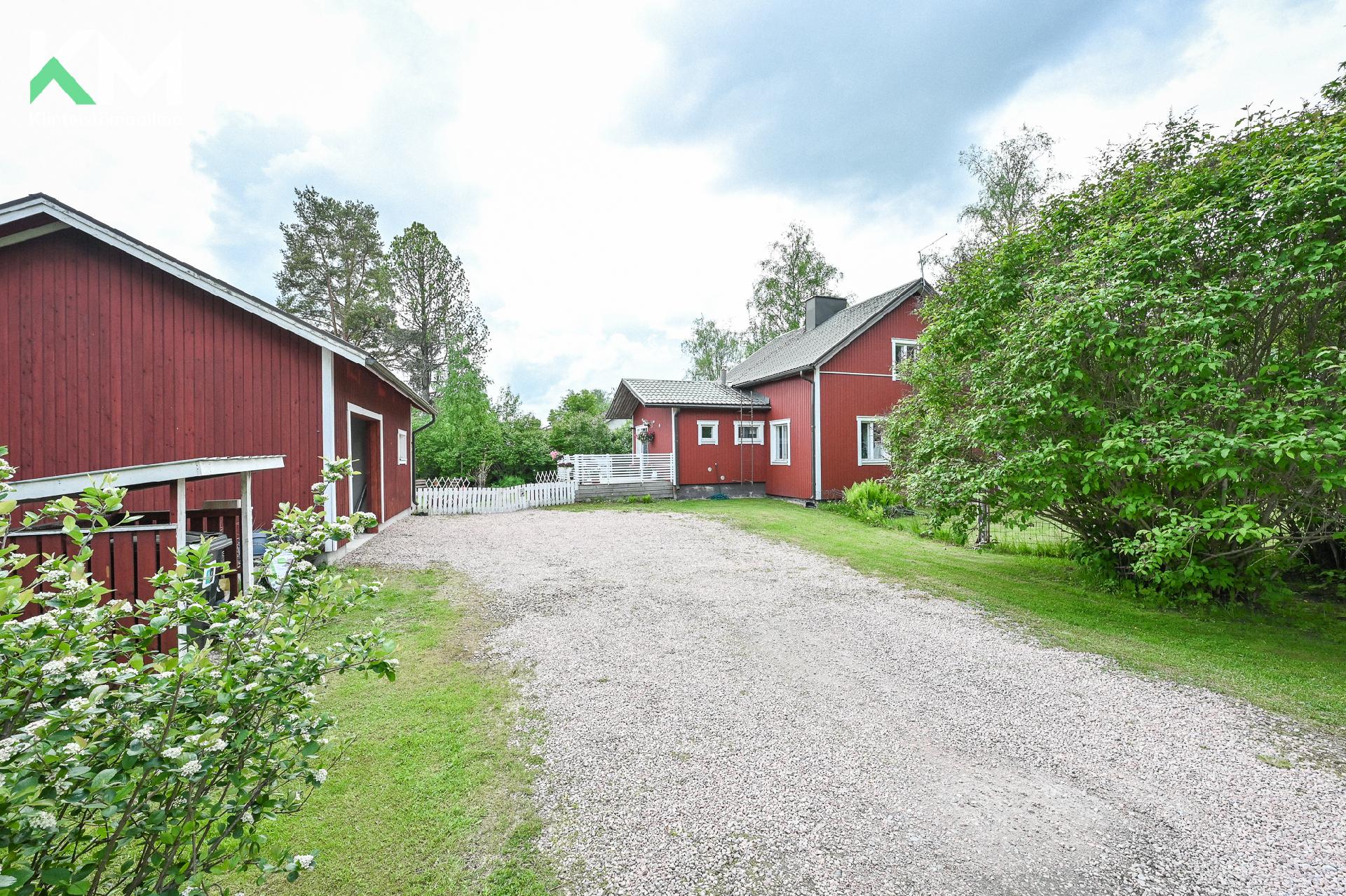 Peltotie 17, Kurikka