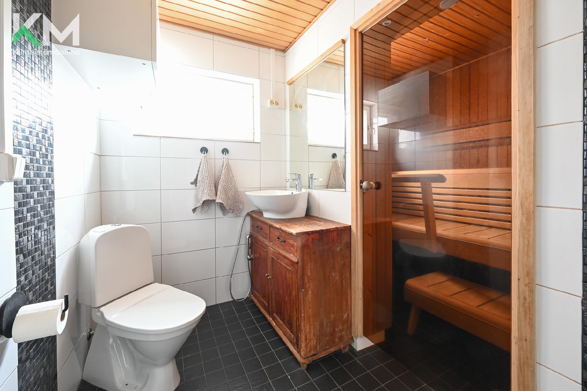 Peltotie 17, Kurikka