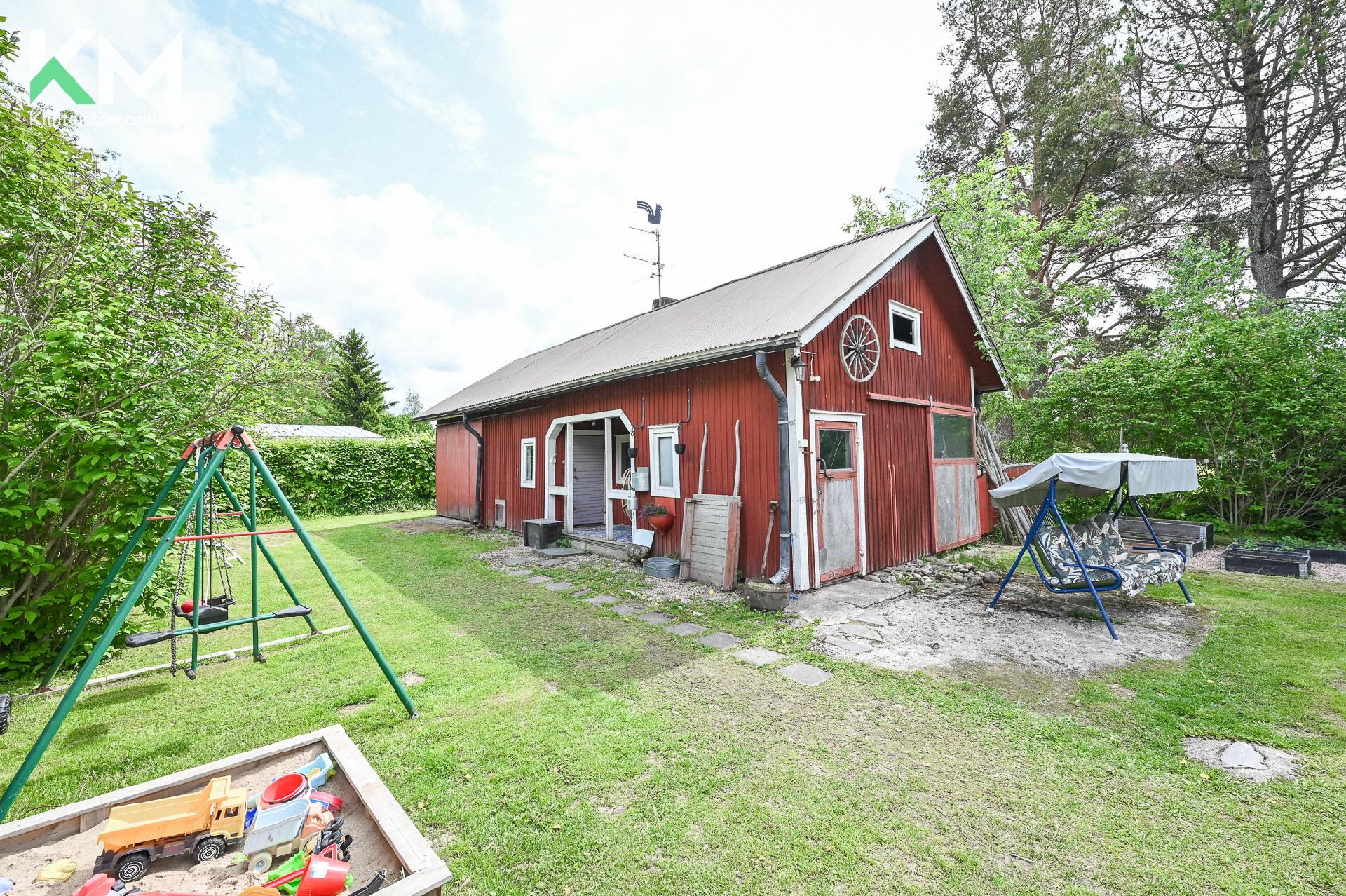 Peltotie 17, Kurikka