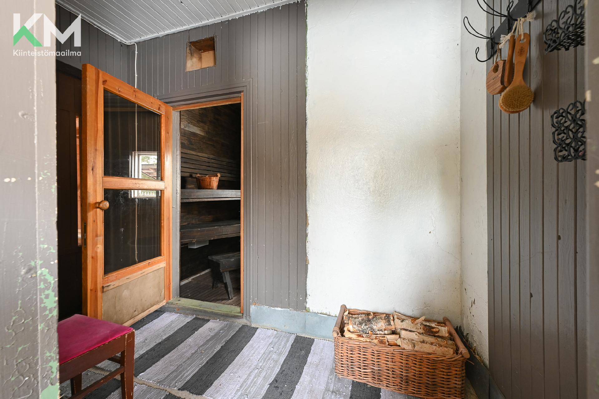 Peltotie 17, Kurikka