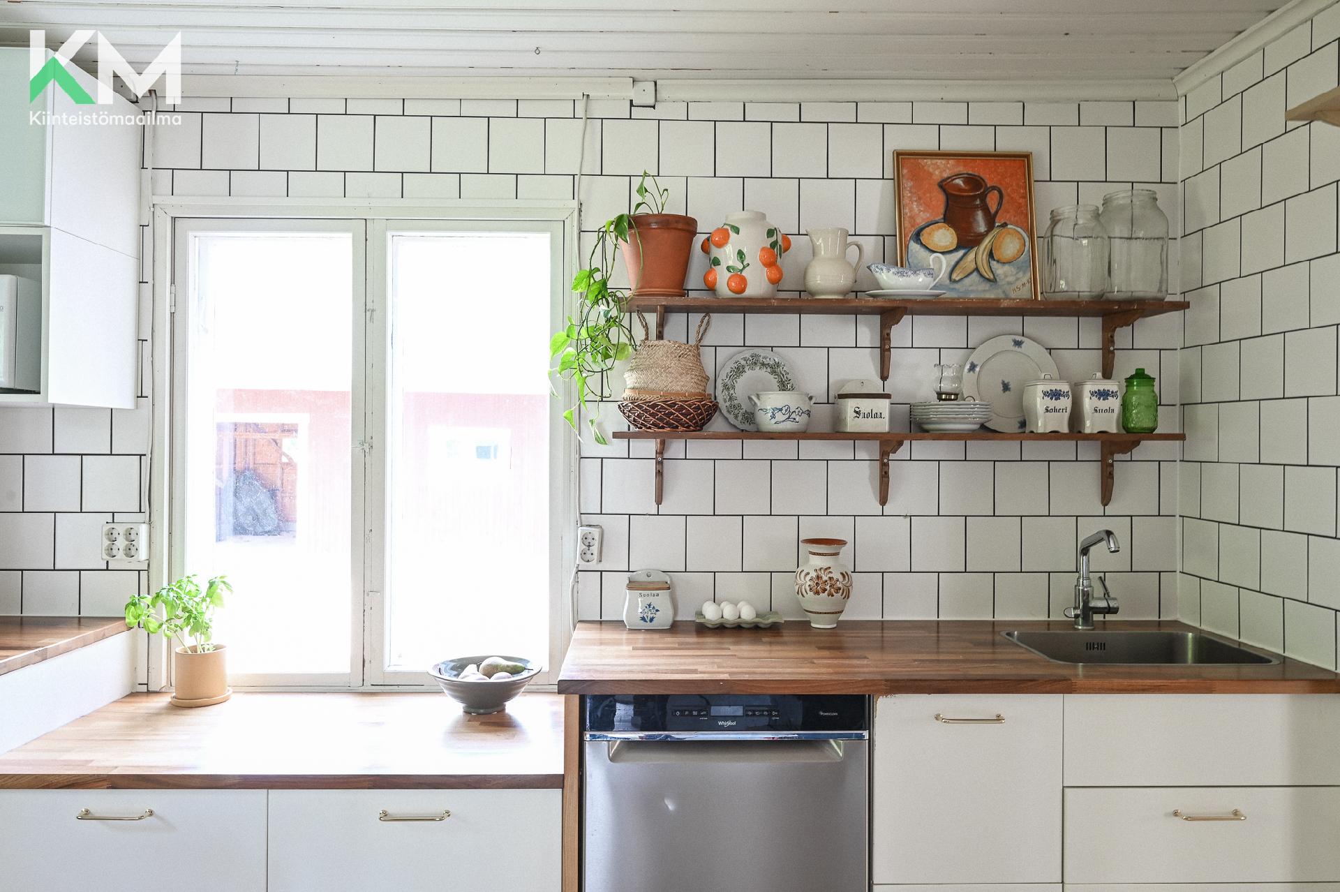 Peltotie 17, Kurikka