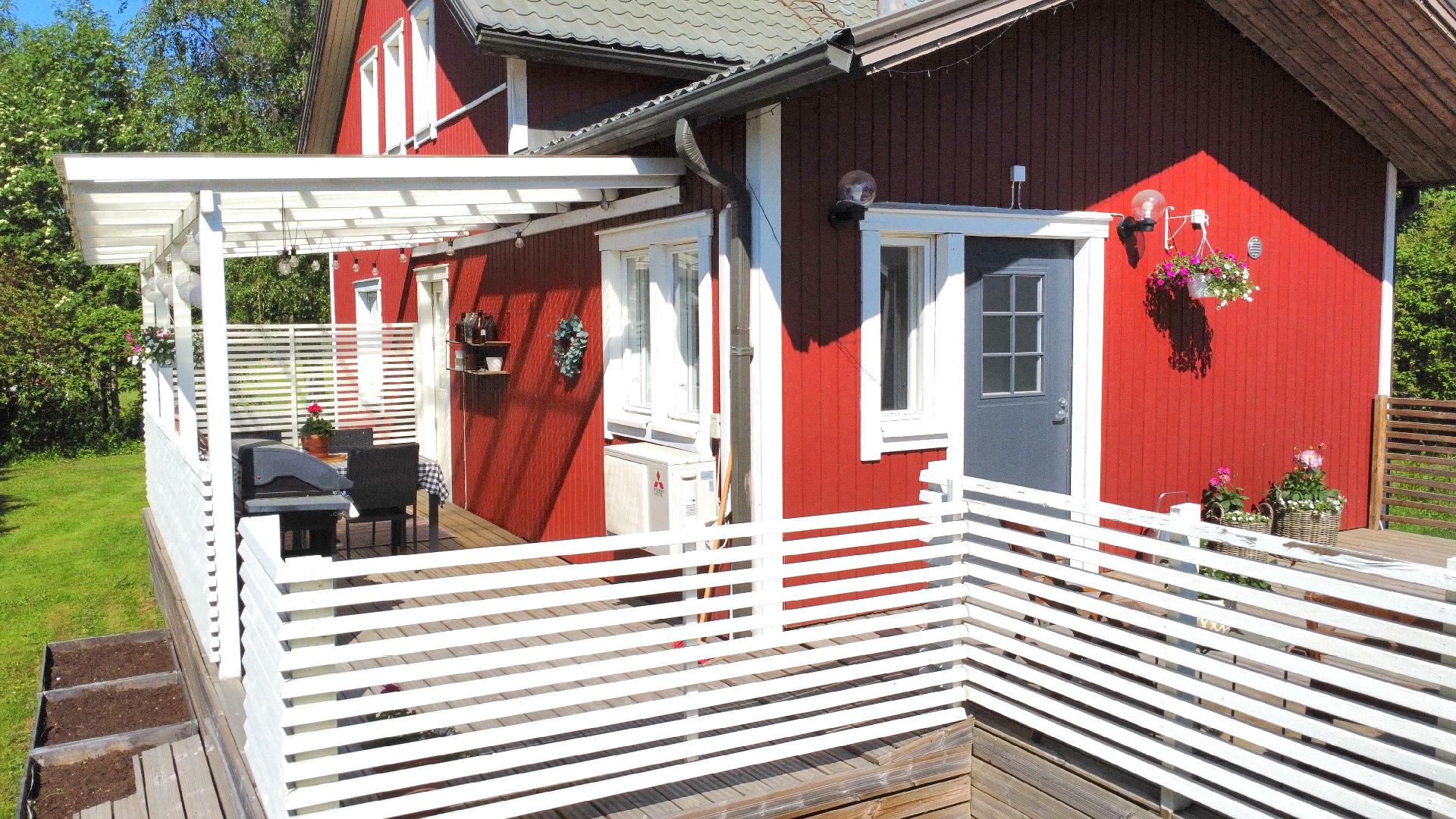 Peltotie 17, Kurikka