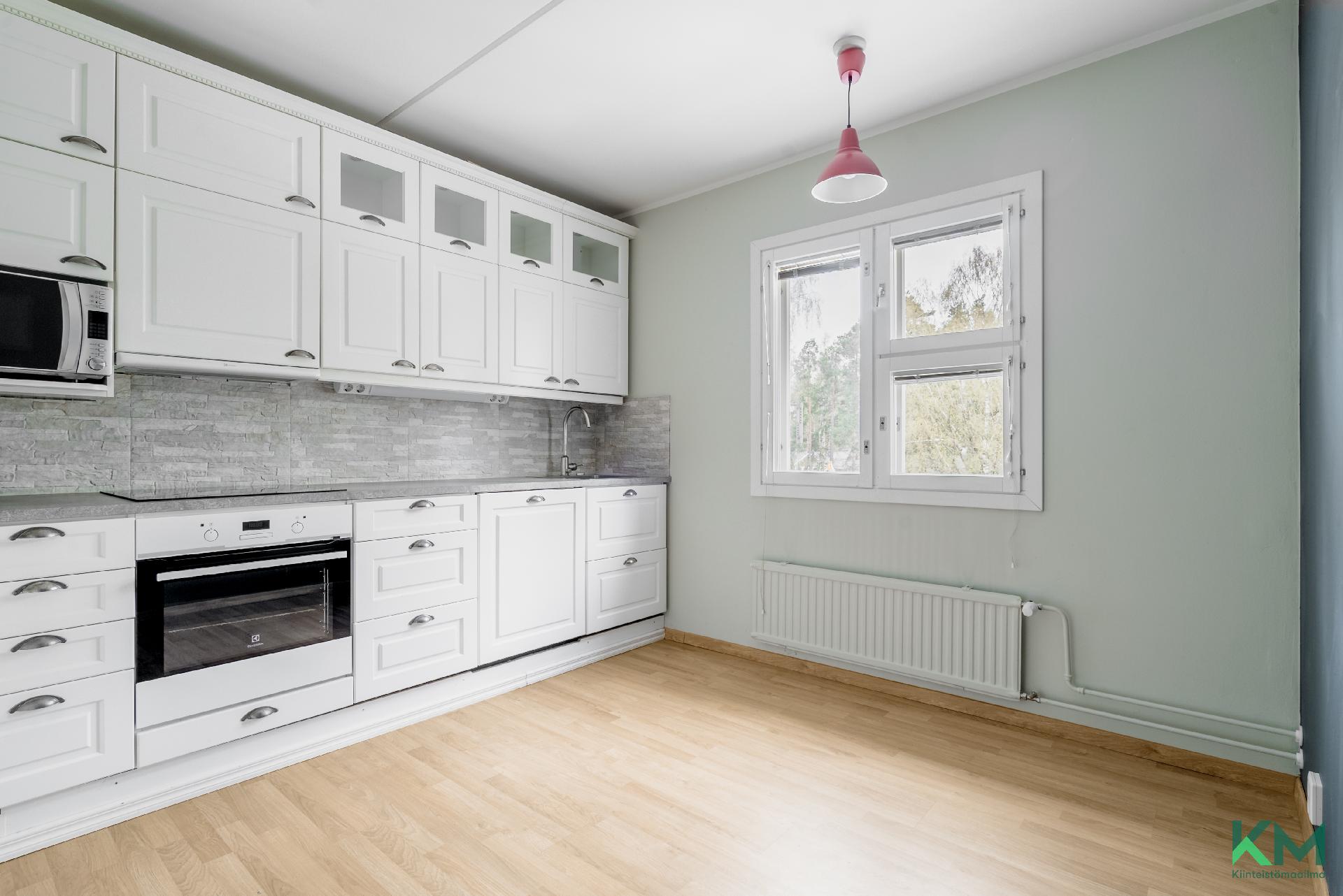 Kyläkaivontie 2, Hiekkaharju, Vantaa