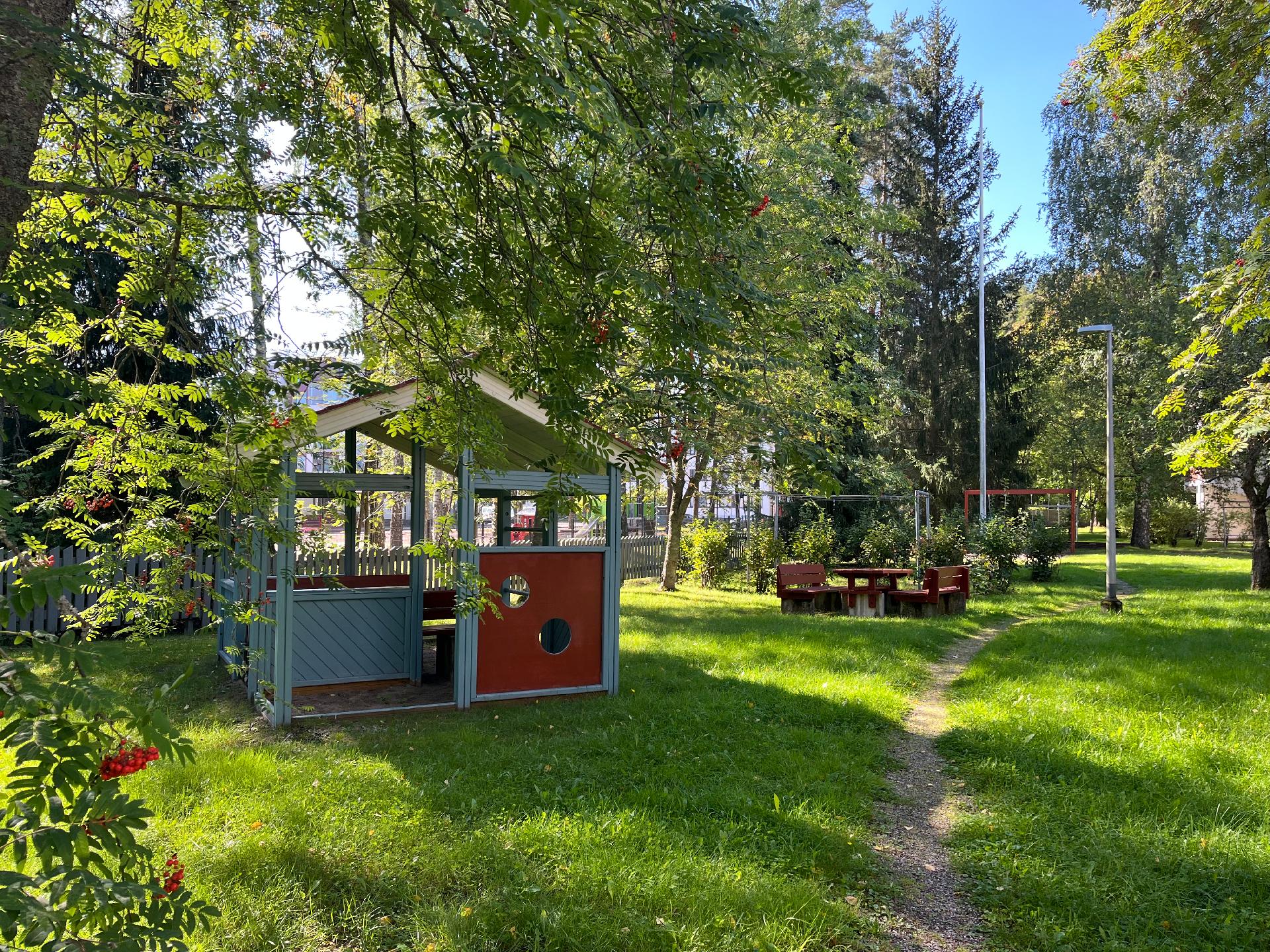 Kyläkaivontie 2, Hiekkaharju, Vantaa