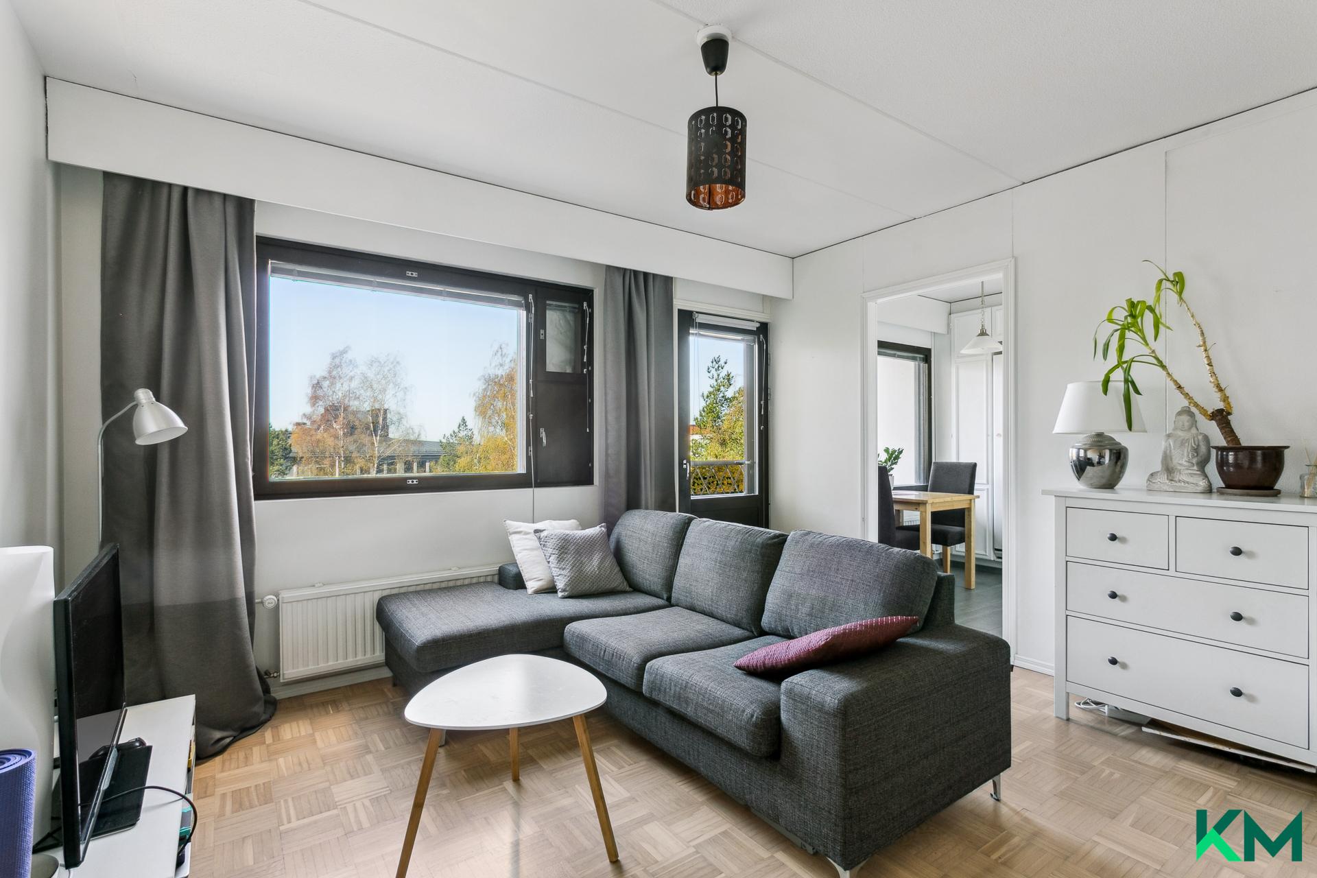 Itälahdenkatu 8, Lauttasaari, Helsinki