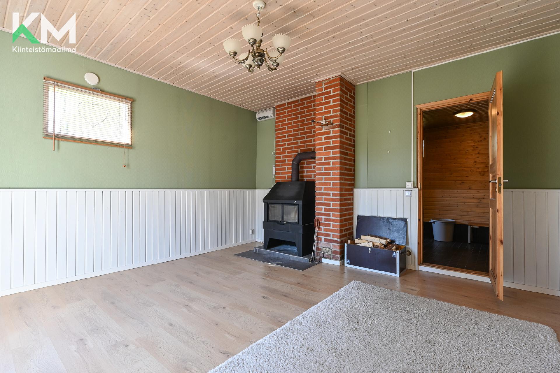 Riistatie 32, Autio, Kurikka