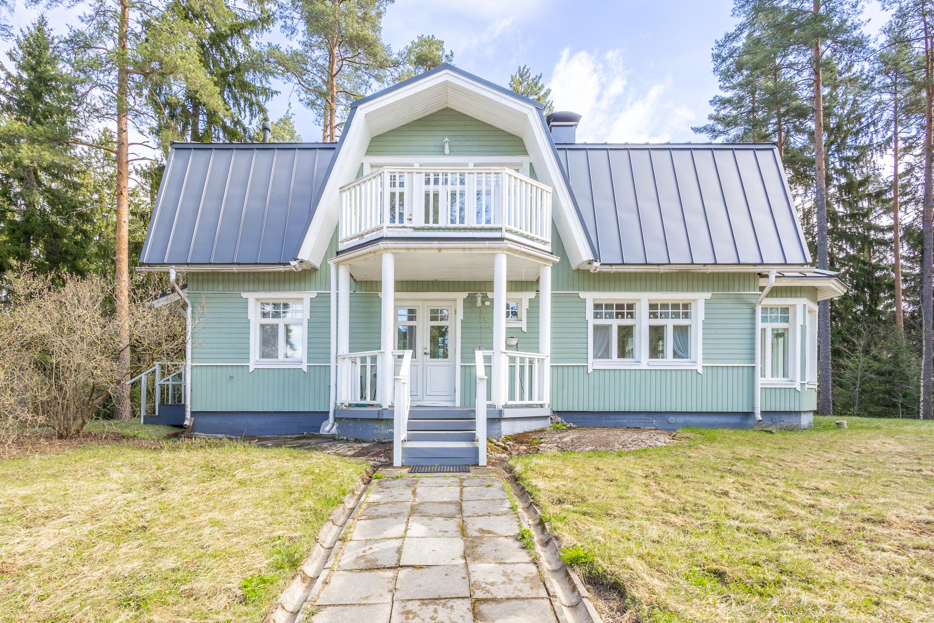 Suomiehentie 180, Hyvinkää