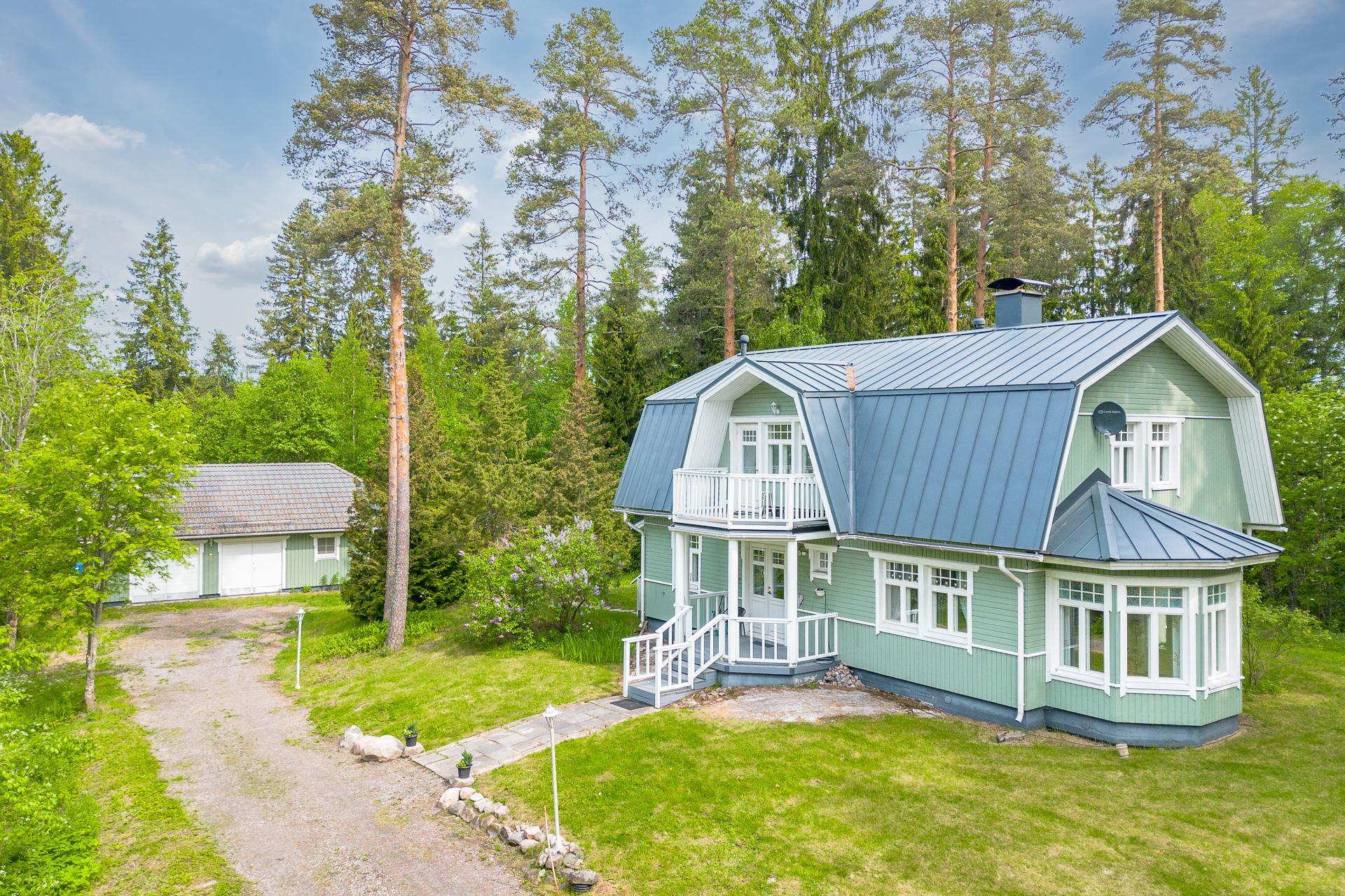 Suomiehentie 180, Hyvinkää