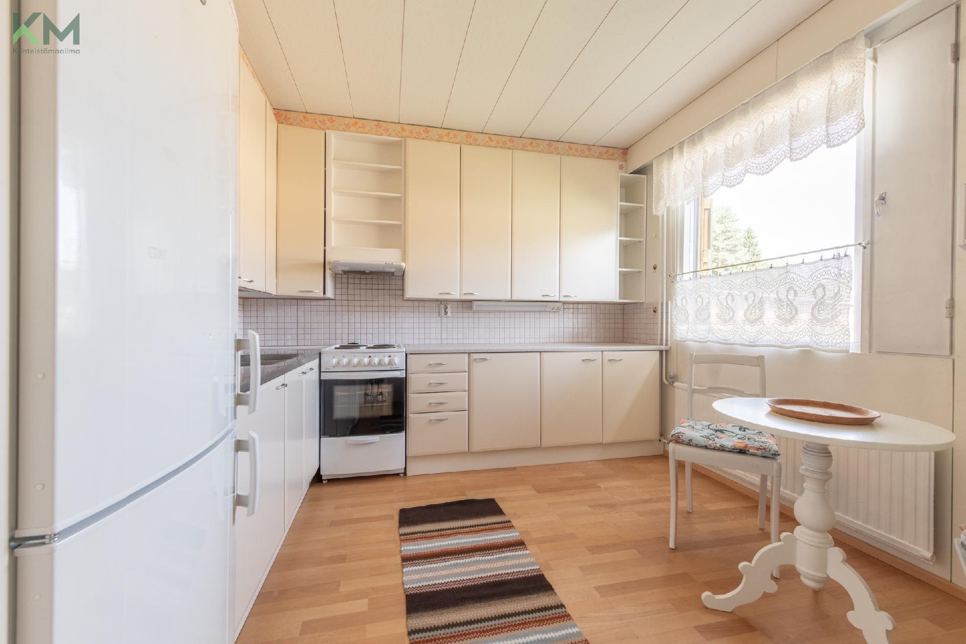 Huhdantie 6, Jyrä, Kurikka