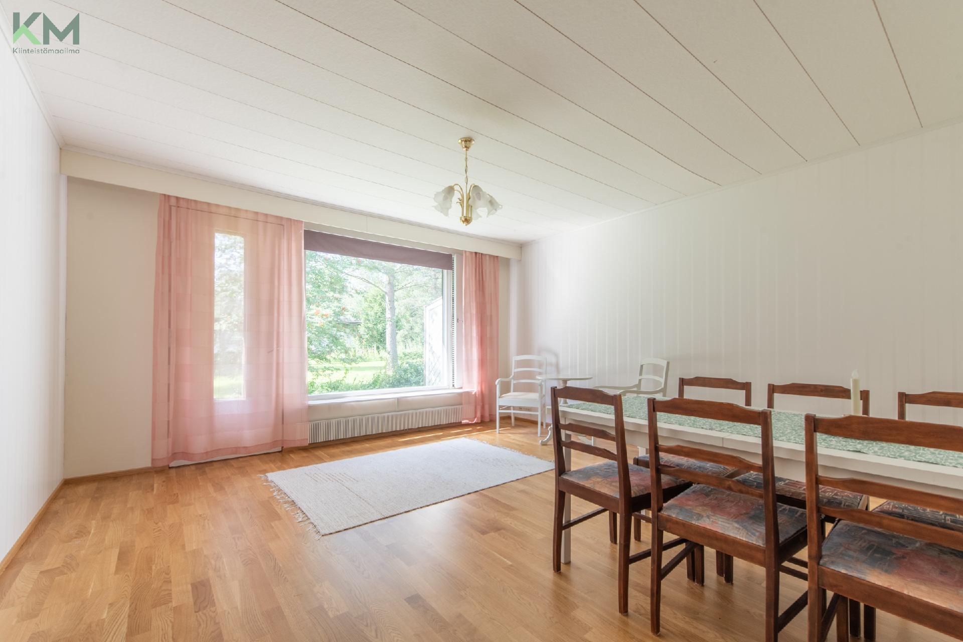 Huhdantie 6, Jyrä, Kurikka