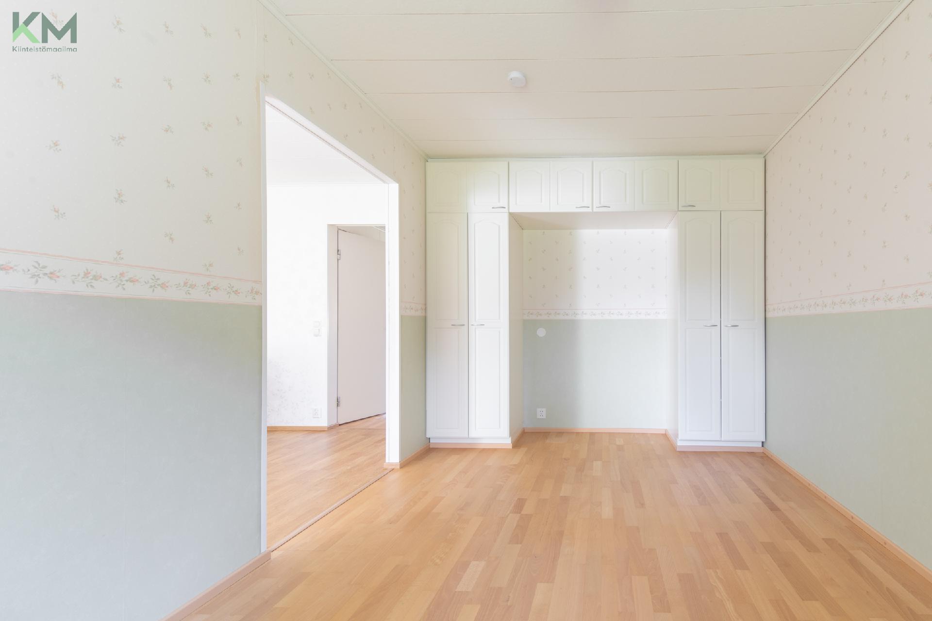 Huhdantie 6, Jyrä, Kurikka