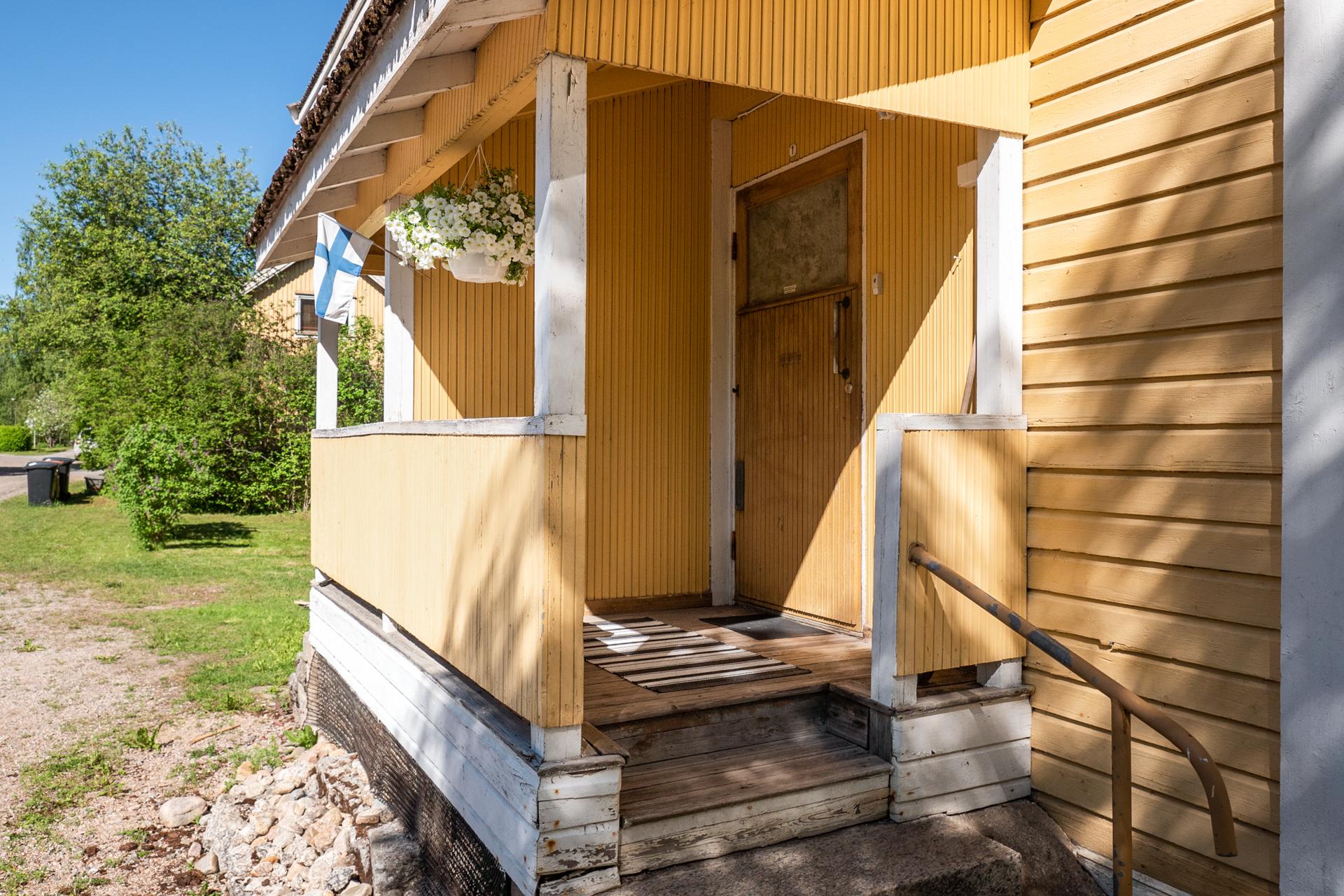 Katettu sisäänkäynti