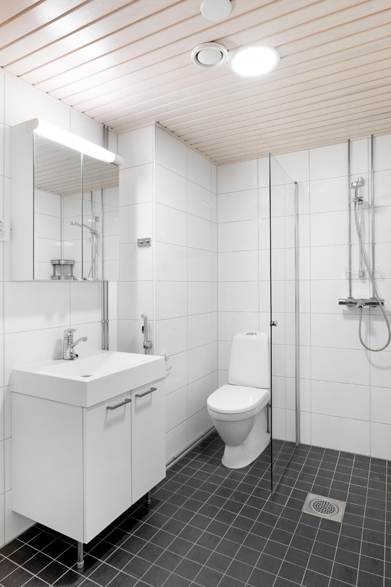 Hernekuja 1, Viertola, Vantaa