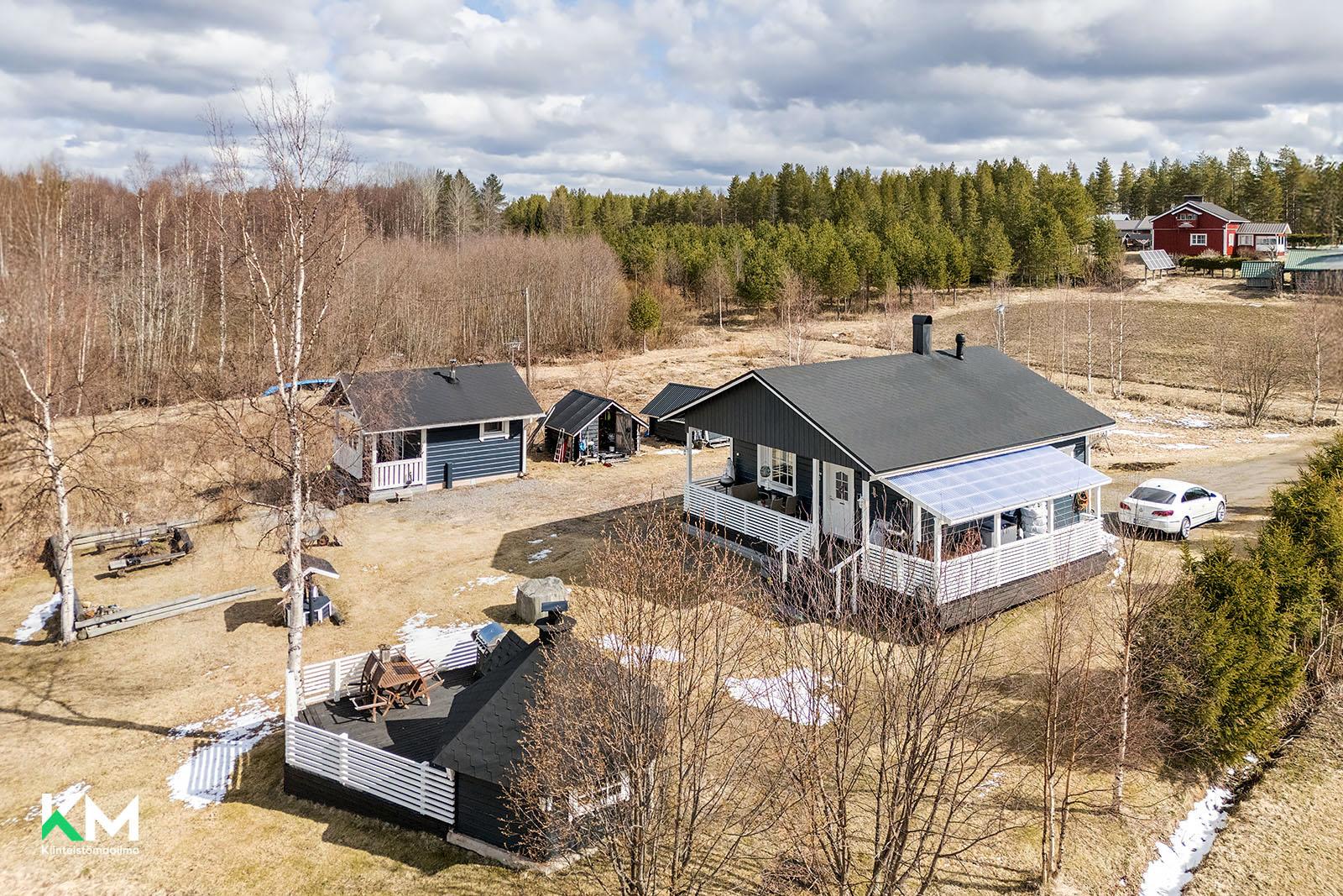Hiltusentie 10, Aittojärvi, Pudasjärvi