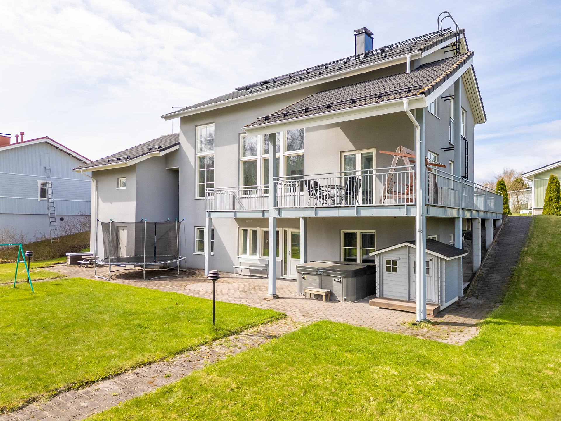 Tapoonlahdenkuja 8, Kämmenniemi, Tampere